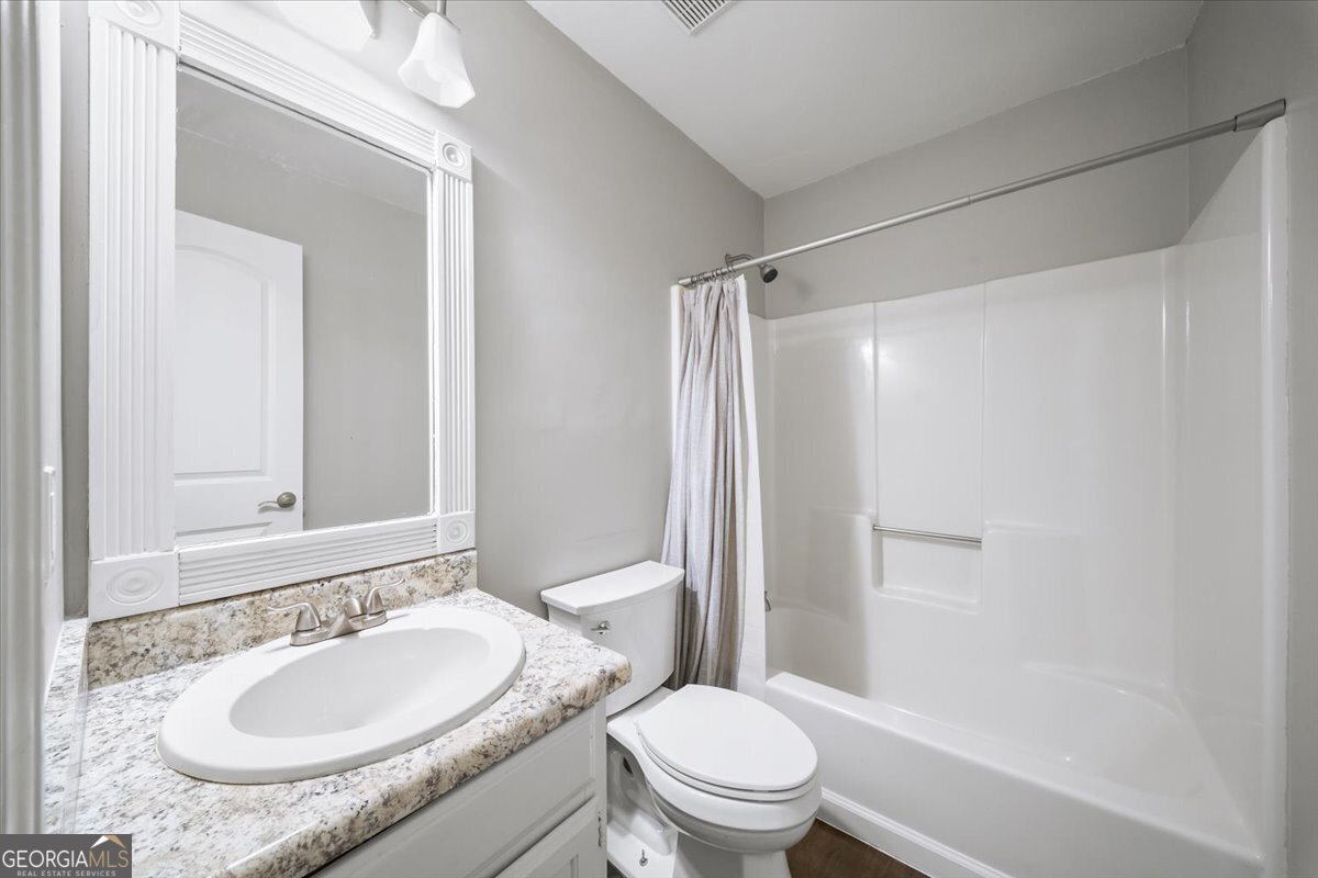 1528 Oakleaf Drive Property Photo 20