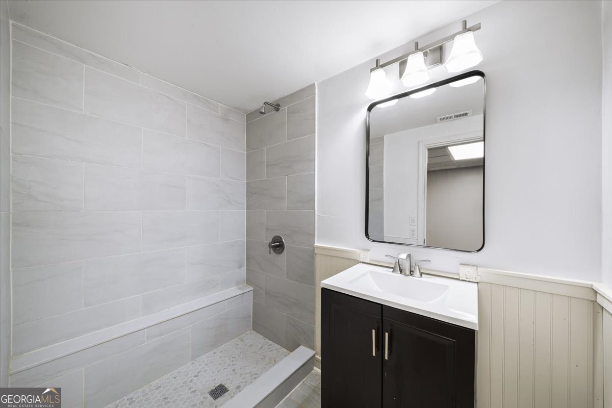 1528 Oakleaf Drive Property Photo 26
