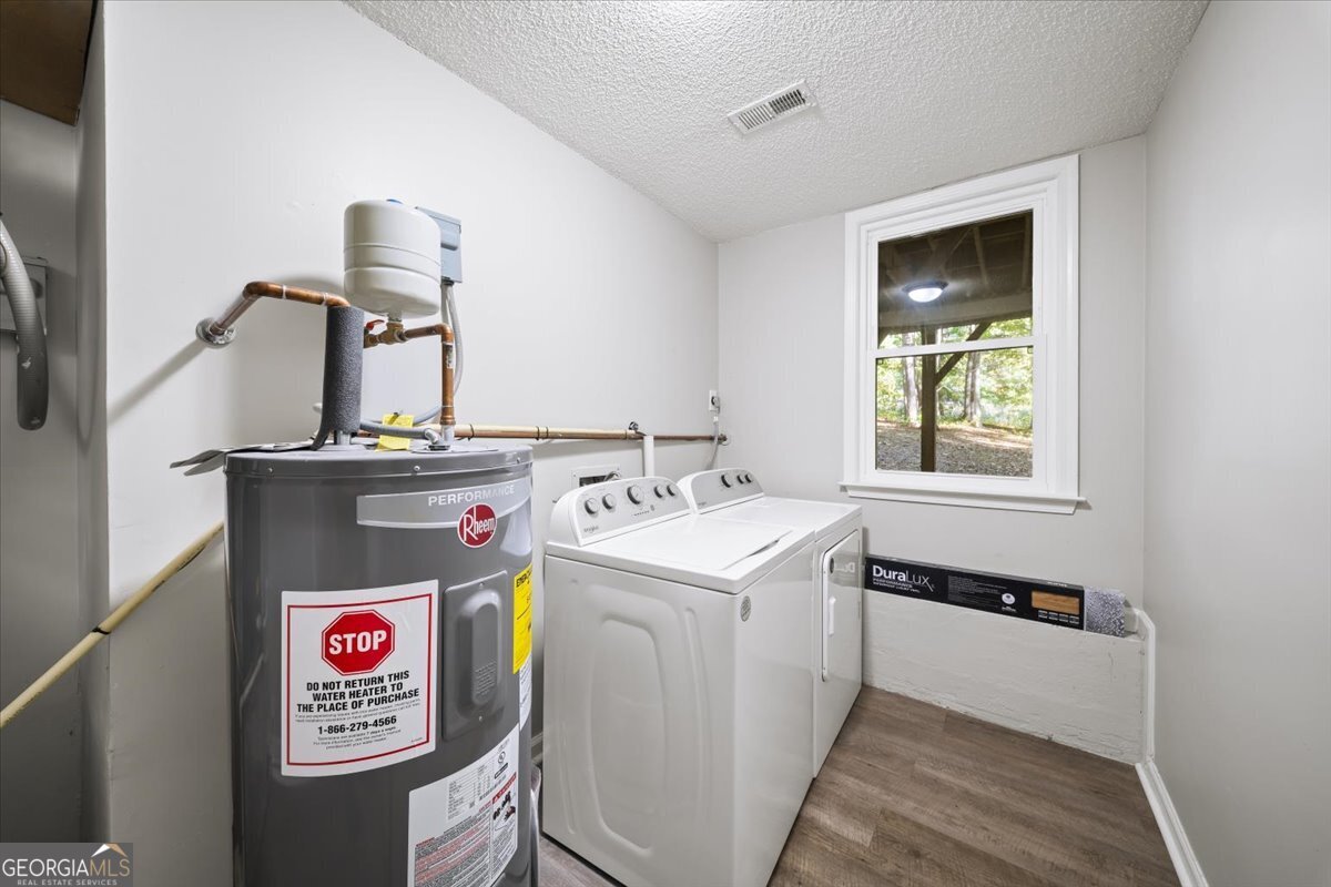 1528 Oakleaf Drive Property Photo 27