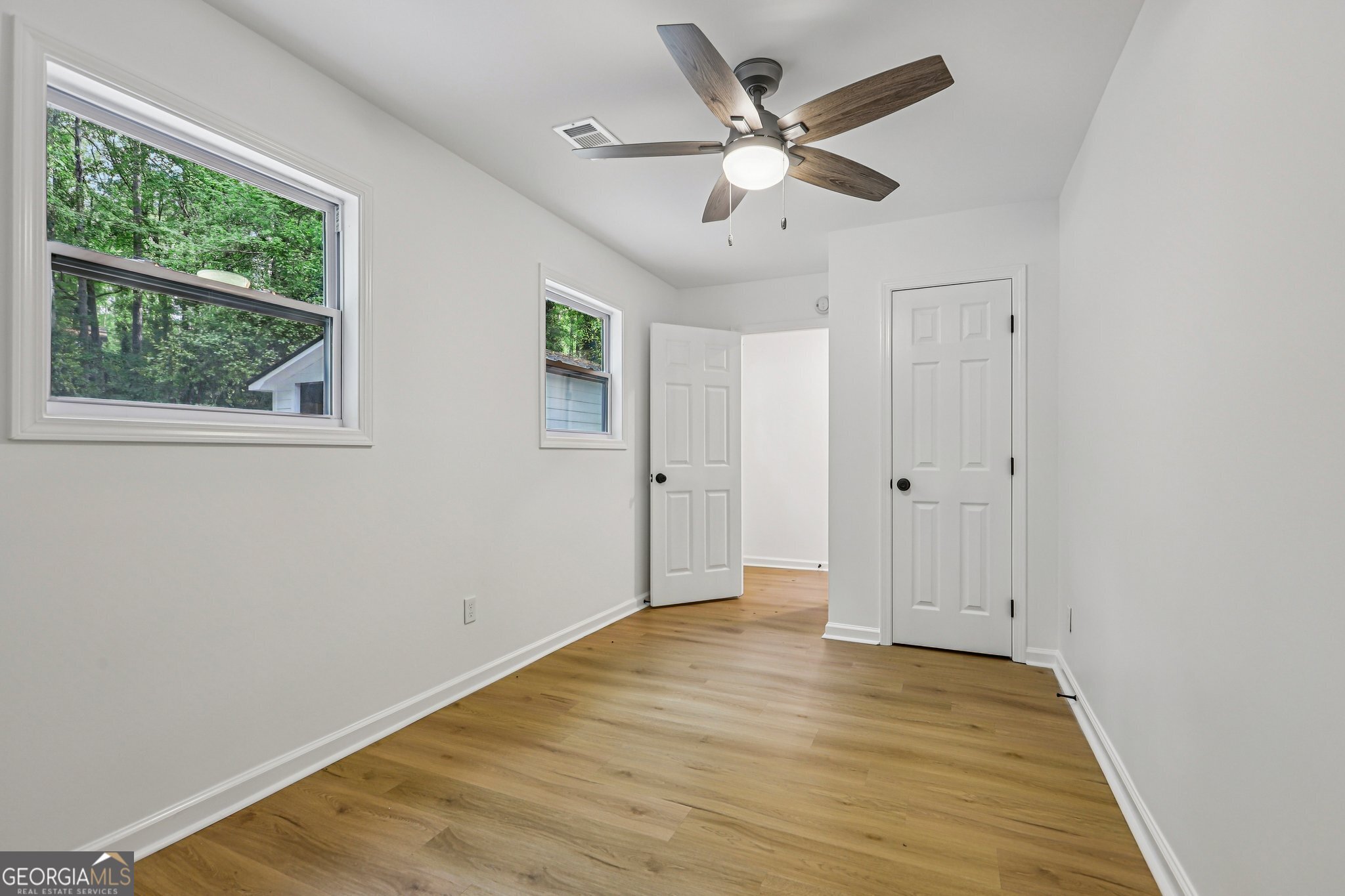 418 Honeysuckle Lane Property Photo 19