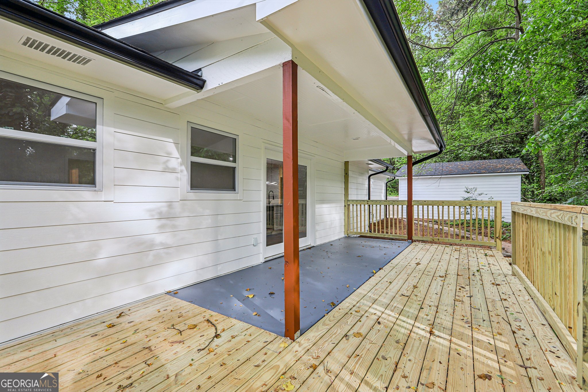 418 Honeysuckle Lane Property Photo 22