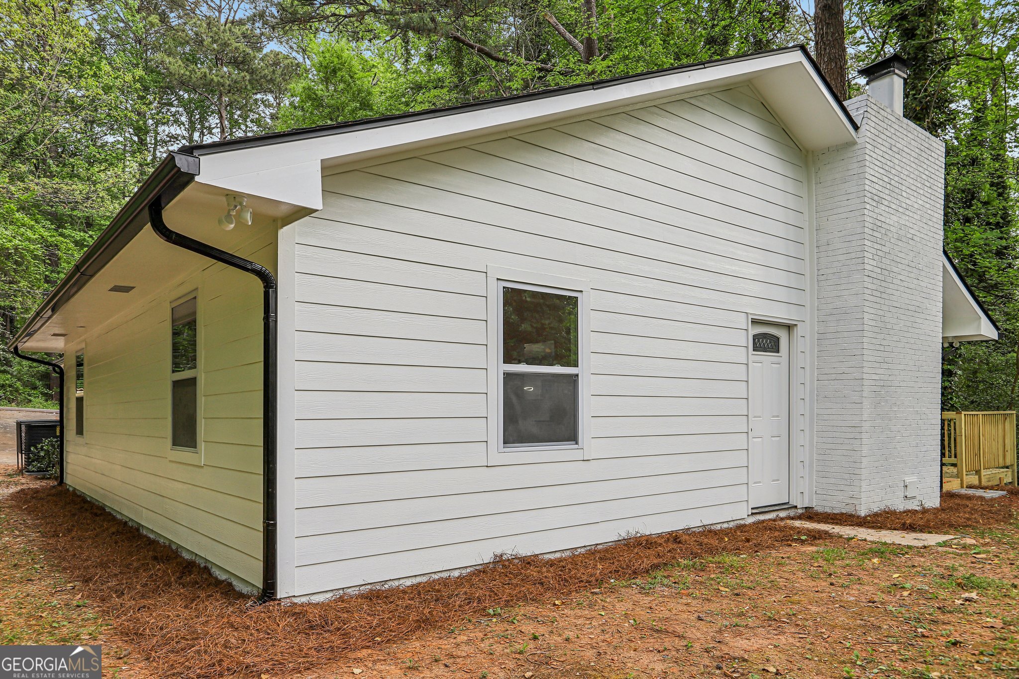 418 Honeysuckle Lane Property Photo 23