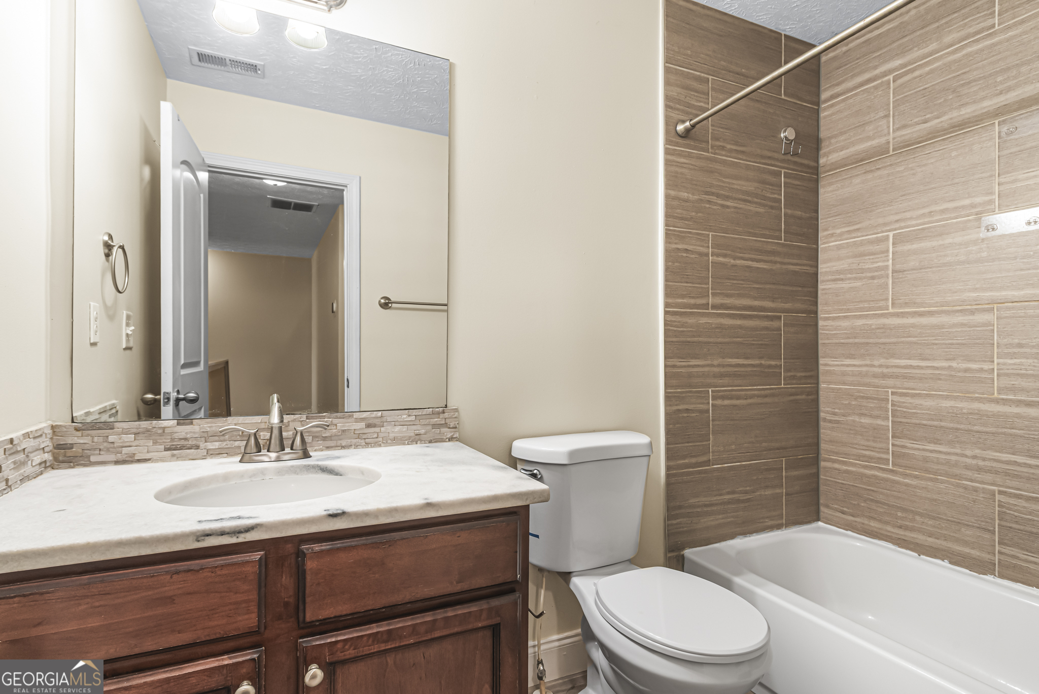 234 Greenview Lane Property Photo 15