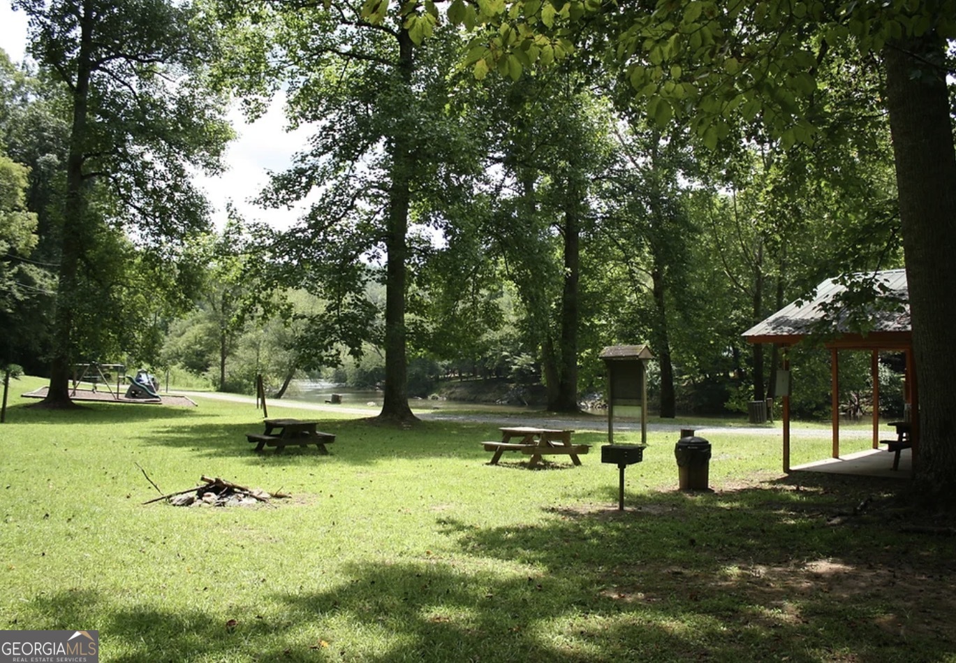 135 Flat Ridge Road Property Photo 23