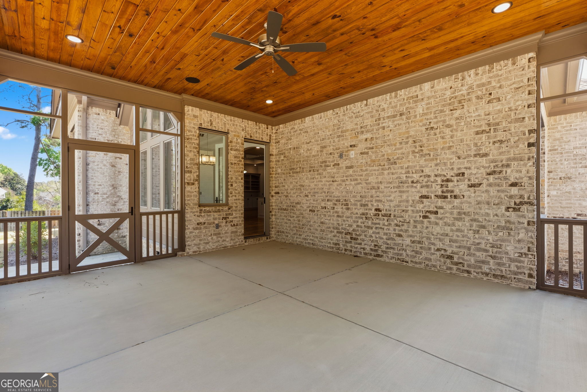 607 W Lake Circle Property Photo 56