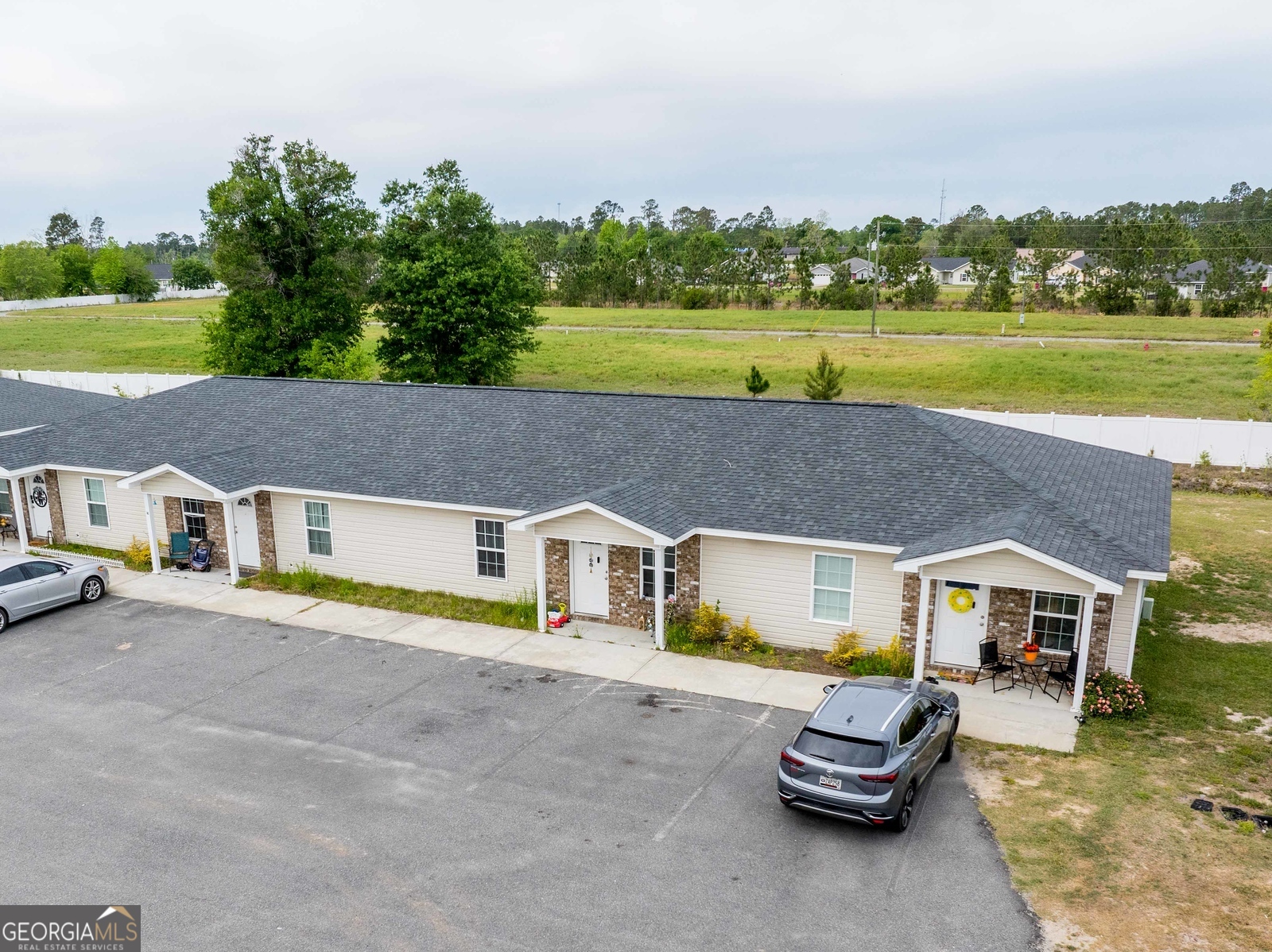 609 Beach Road Property Photo 17