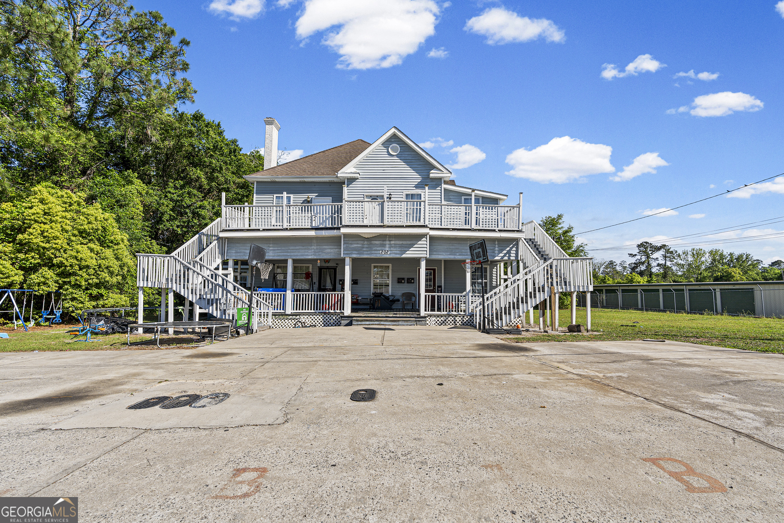 202 Franklin Street Property Photo 19