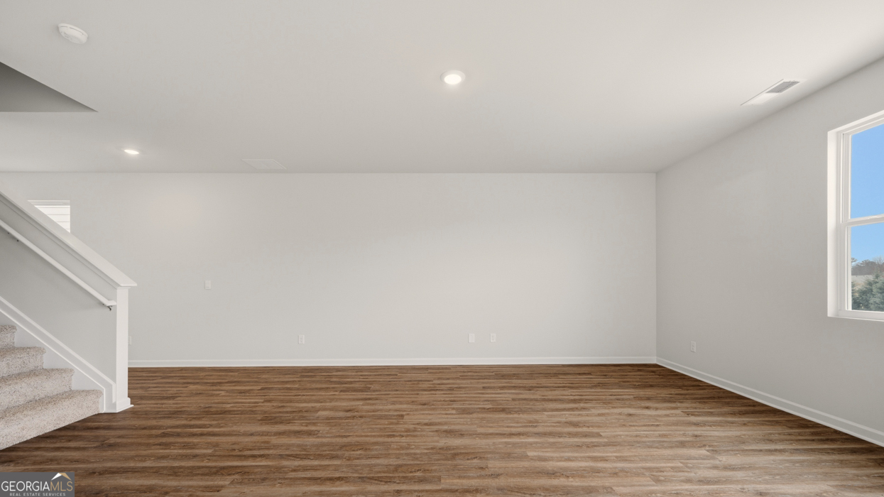 11960 Aukerman Way Property Photo 10