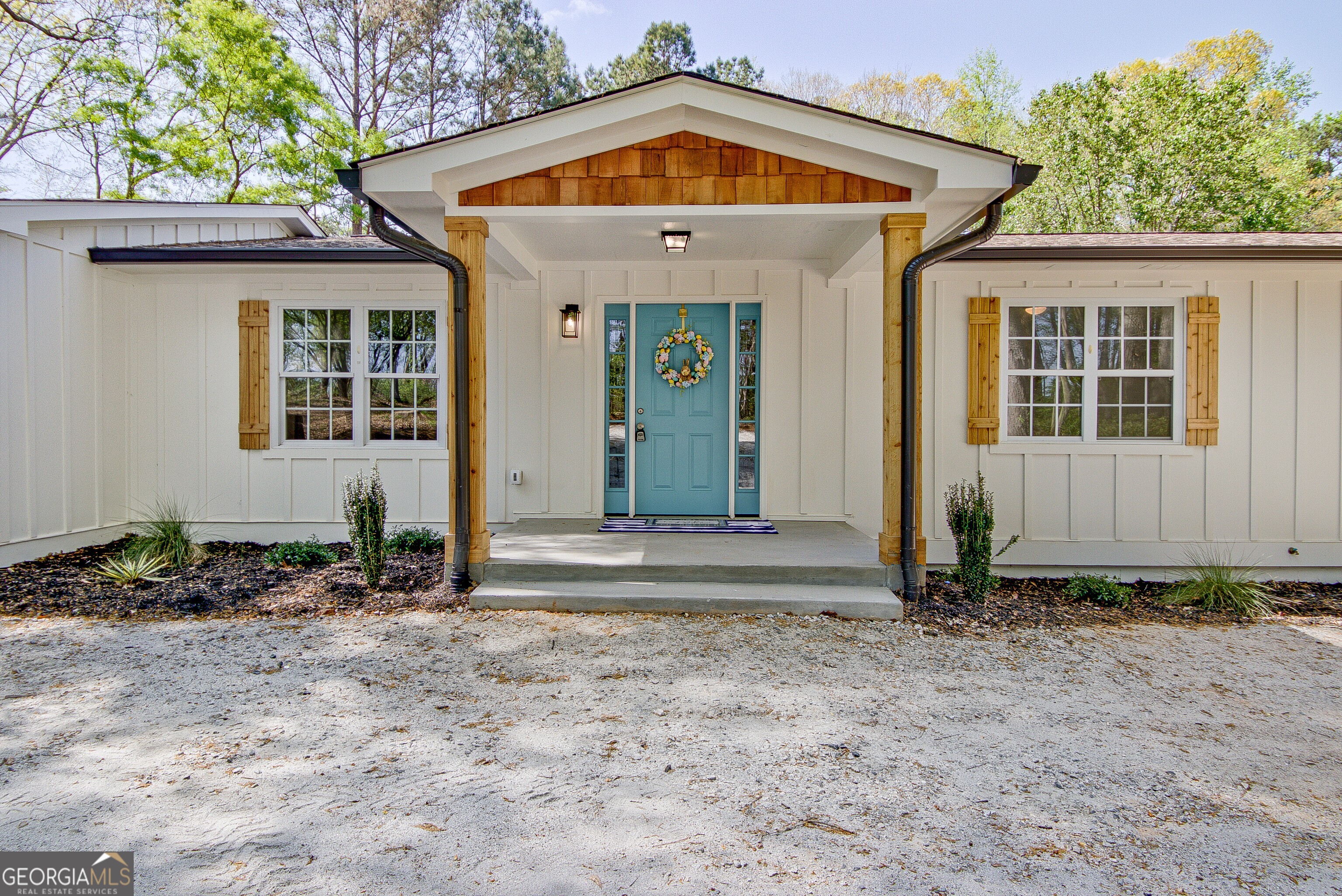 140 Mary Freeman Road Property Photo 1