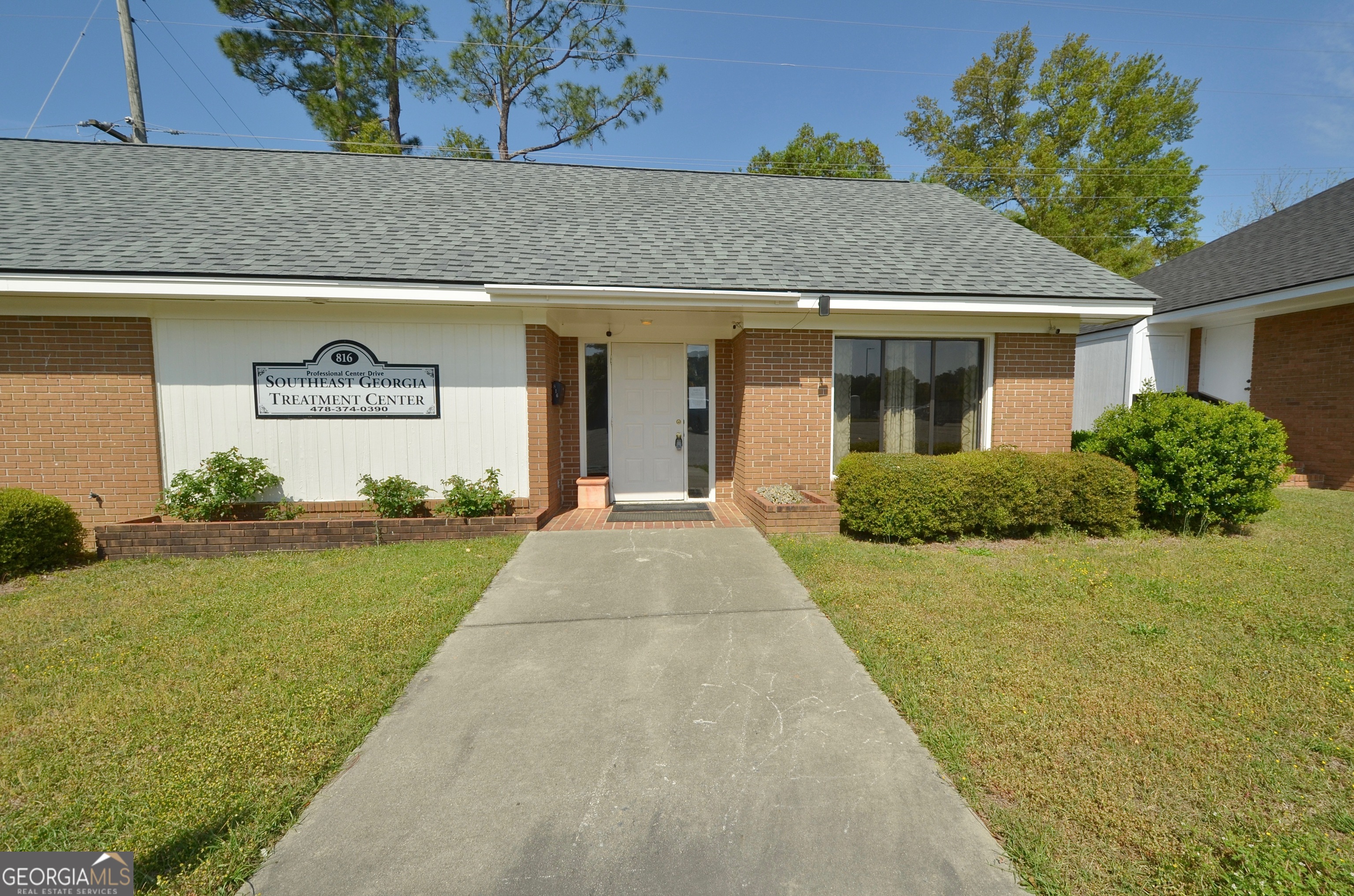 816 Professional Center Drive Property Photo 1