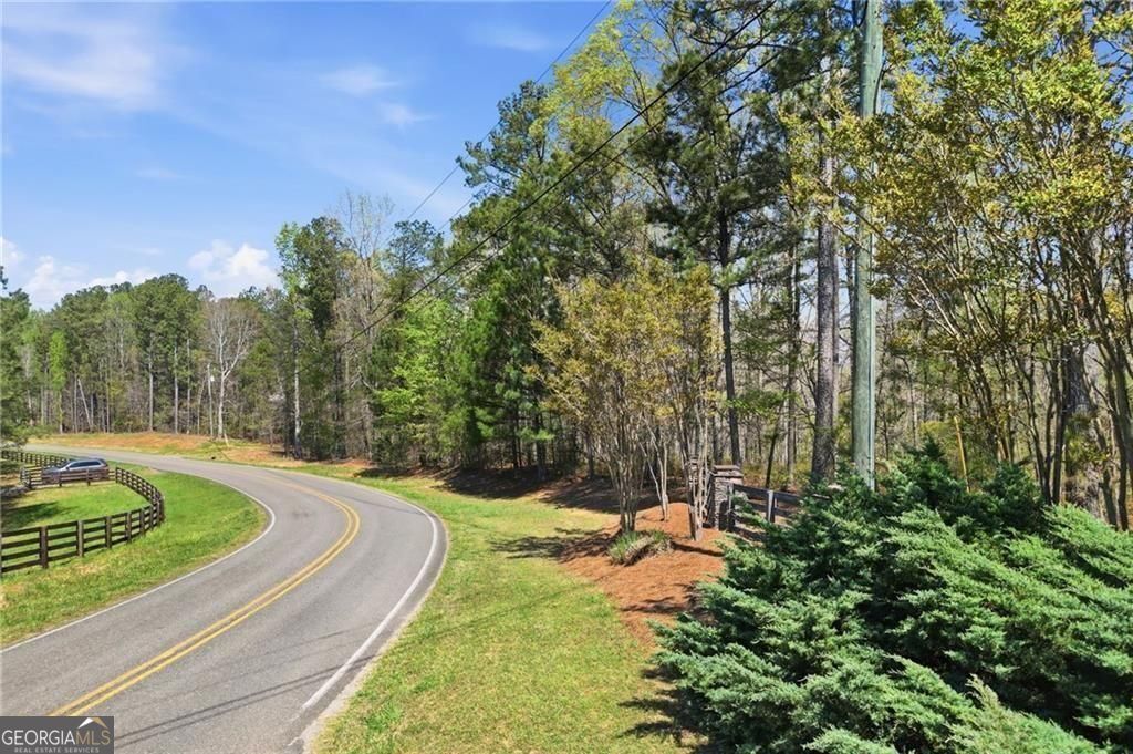 3094 Flatbottom Road Property Photo 4