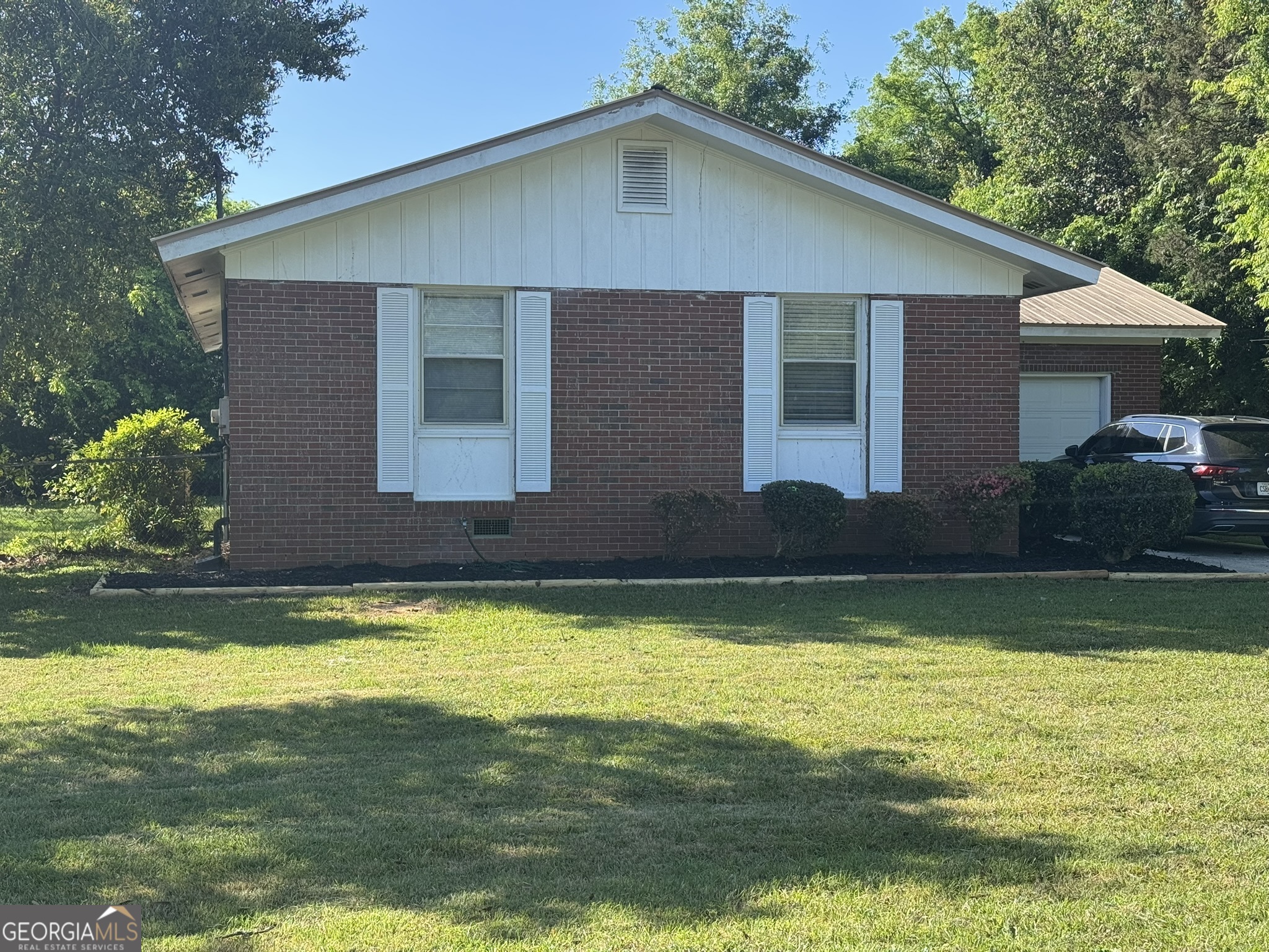 1032 Elberta Road