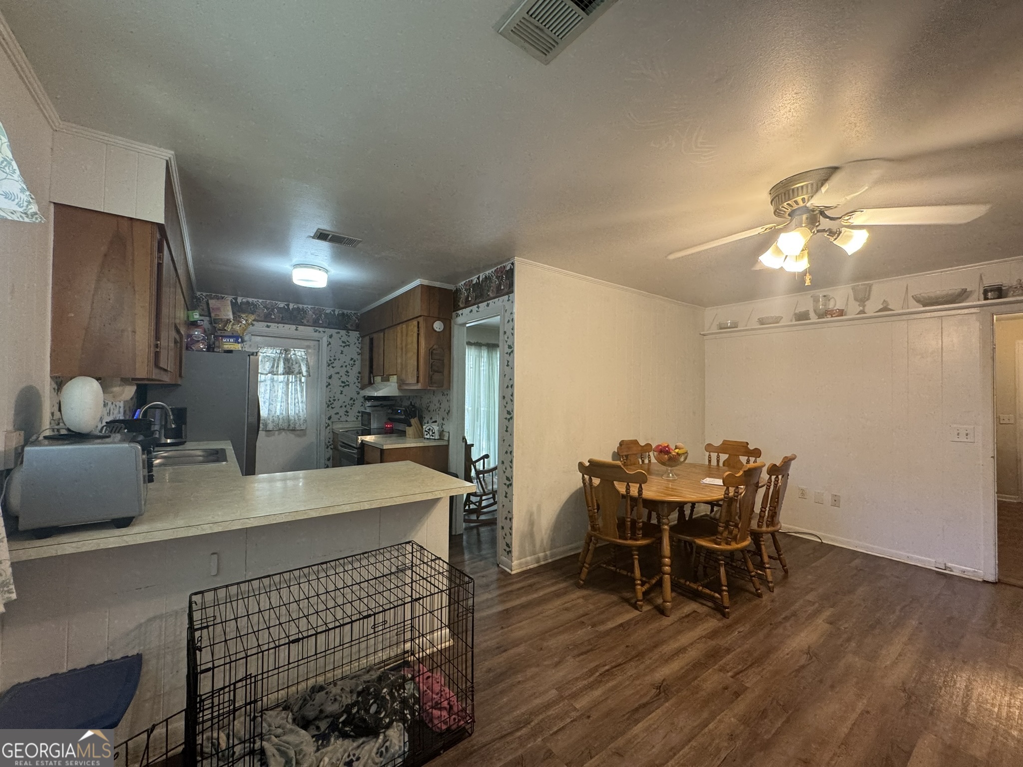 1032 Elberta Road Property Photo 6