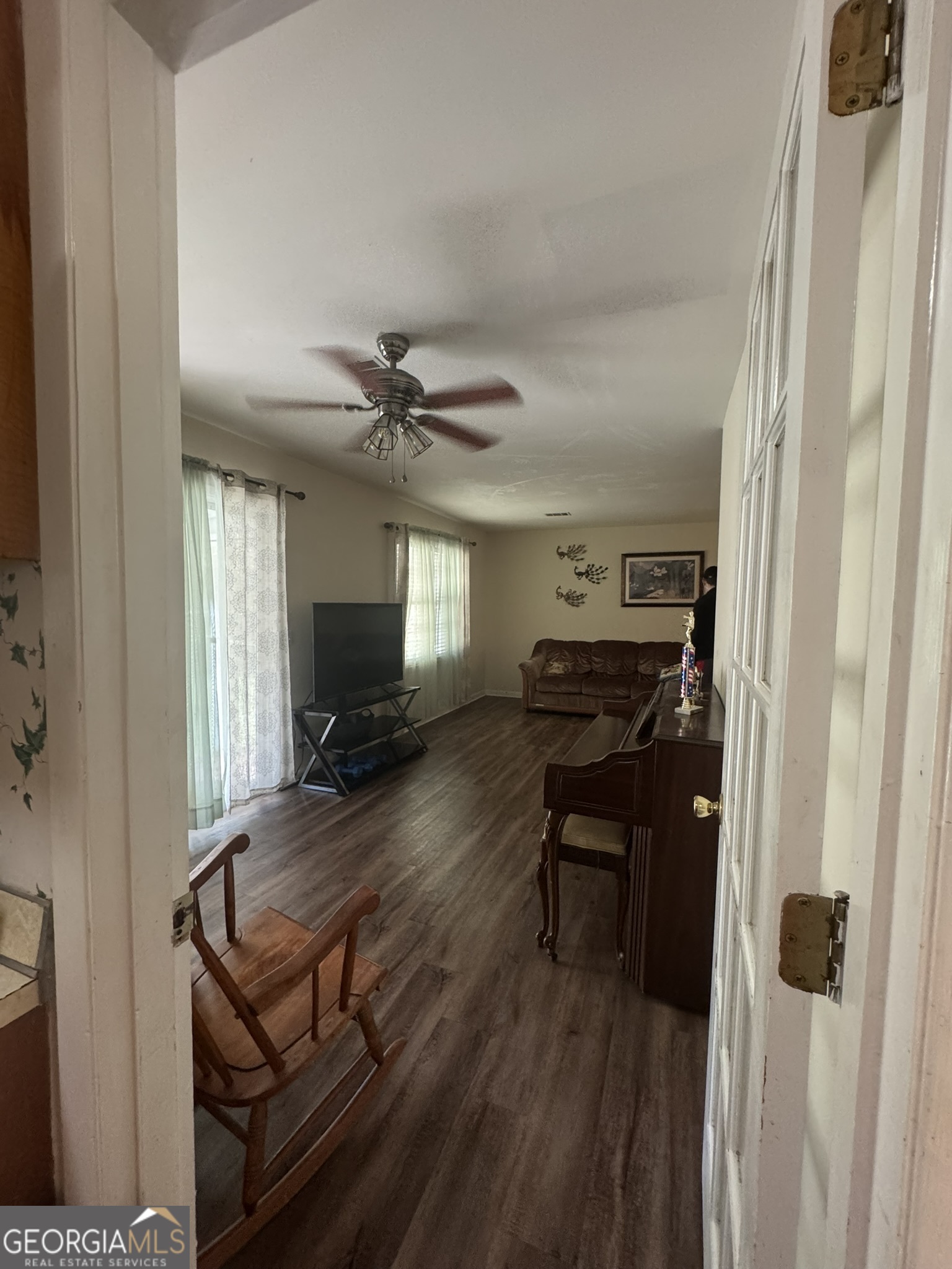 1032 Elberta Road Property Photo 10