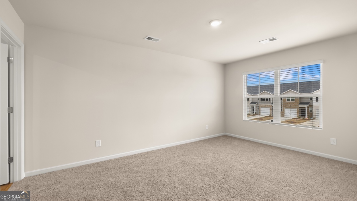 212 Kenmore Circle Property Photo 13
