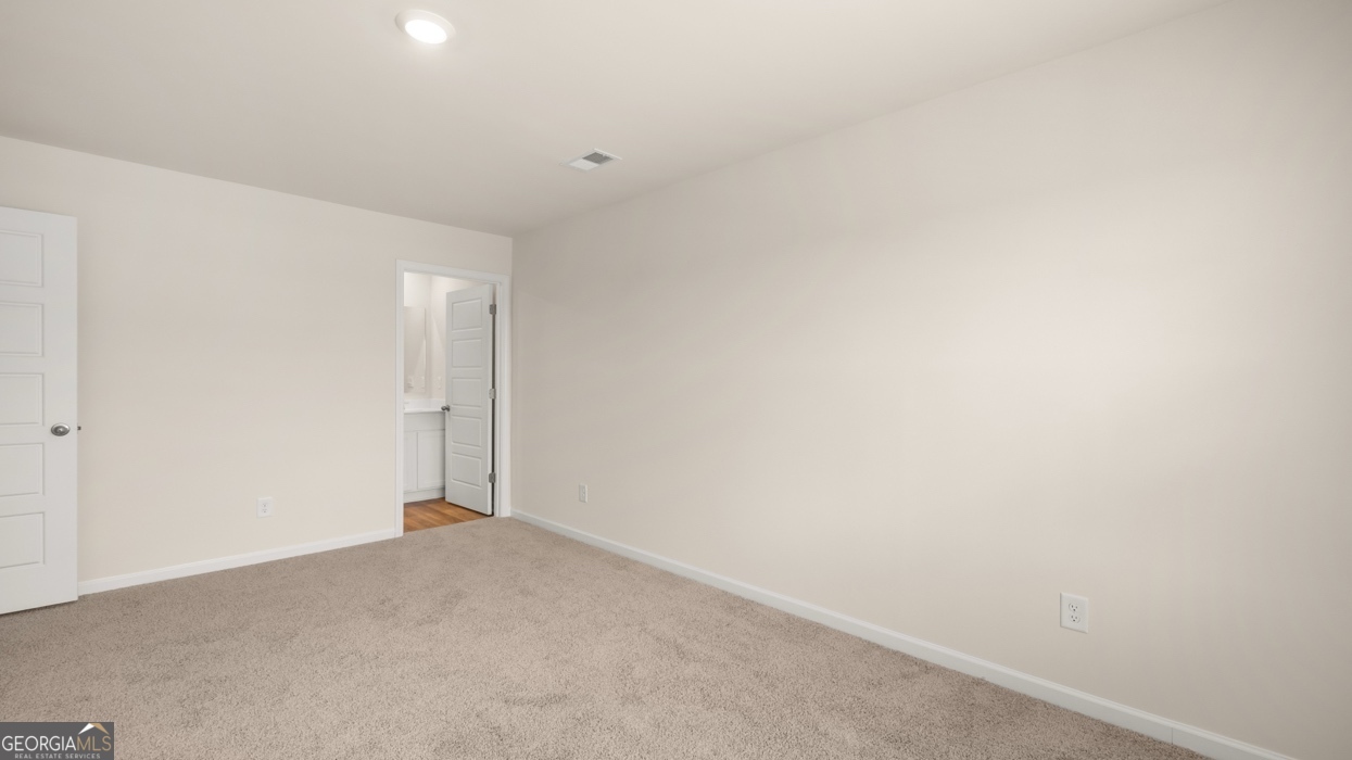 212 Kenmore Circle Property Photo 15