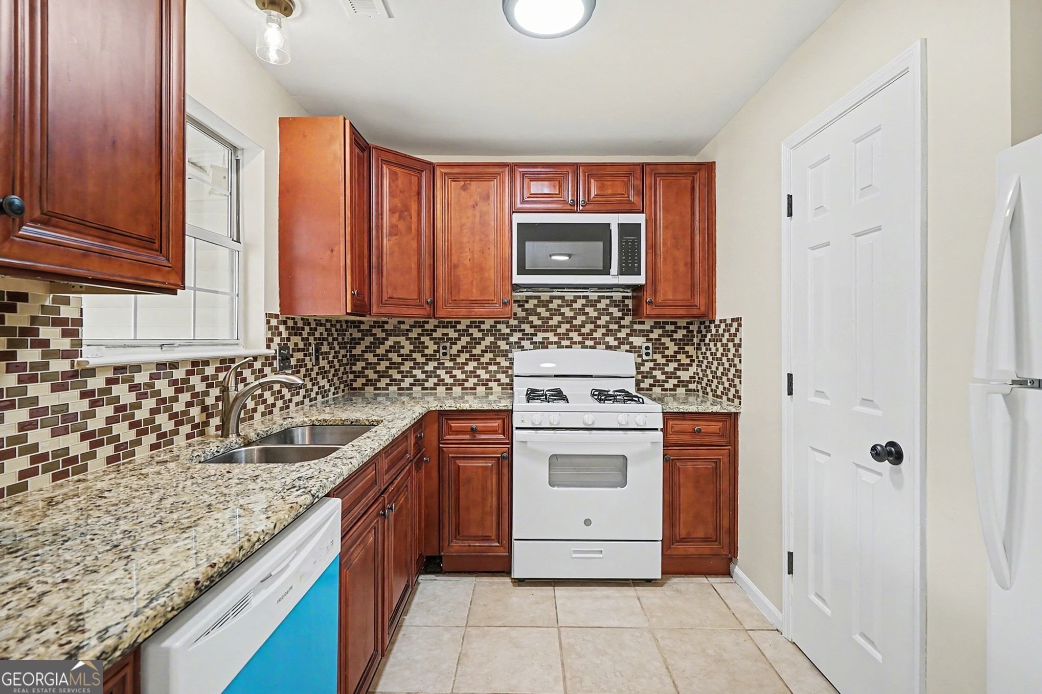 5580 Stonington Trace Parkway Property Photo 8