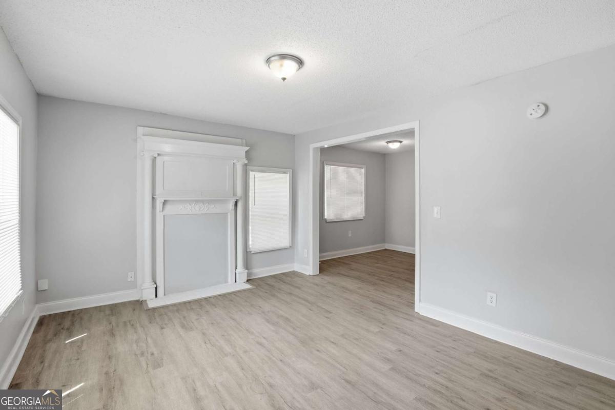 219 Howell Drive Sw Property Photo 5