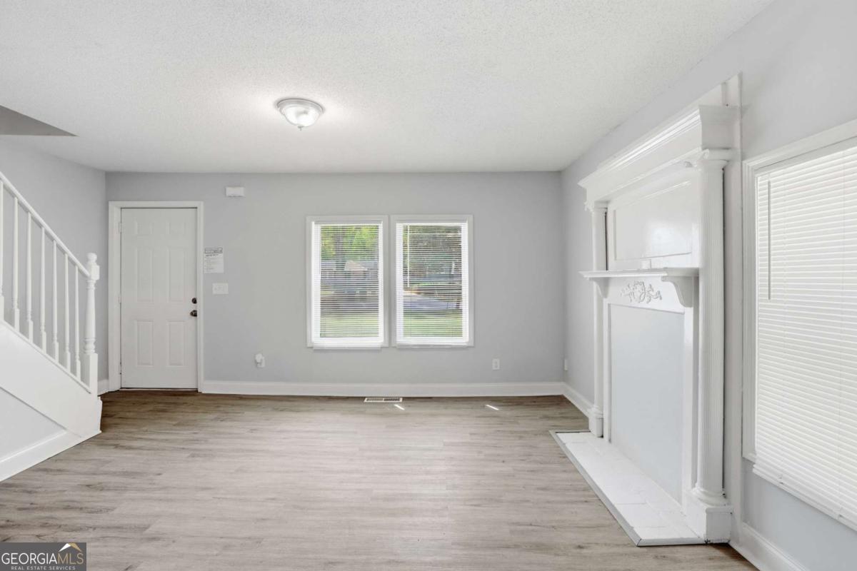 219 Howell Drive Sw Property Photo 12