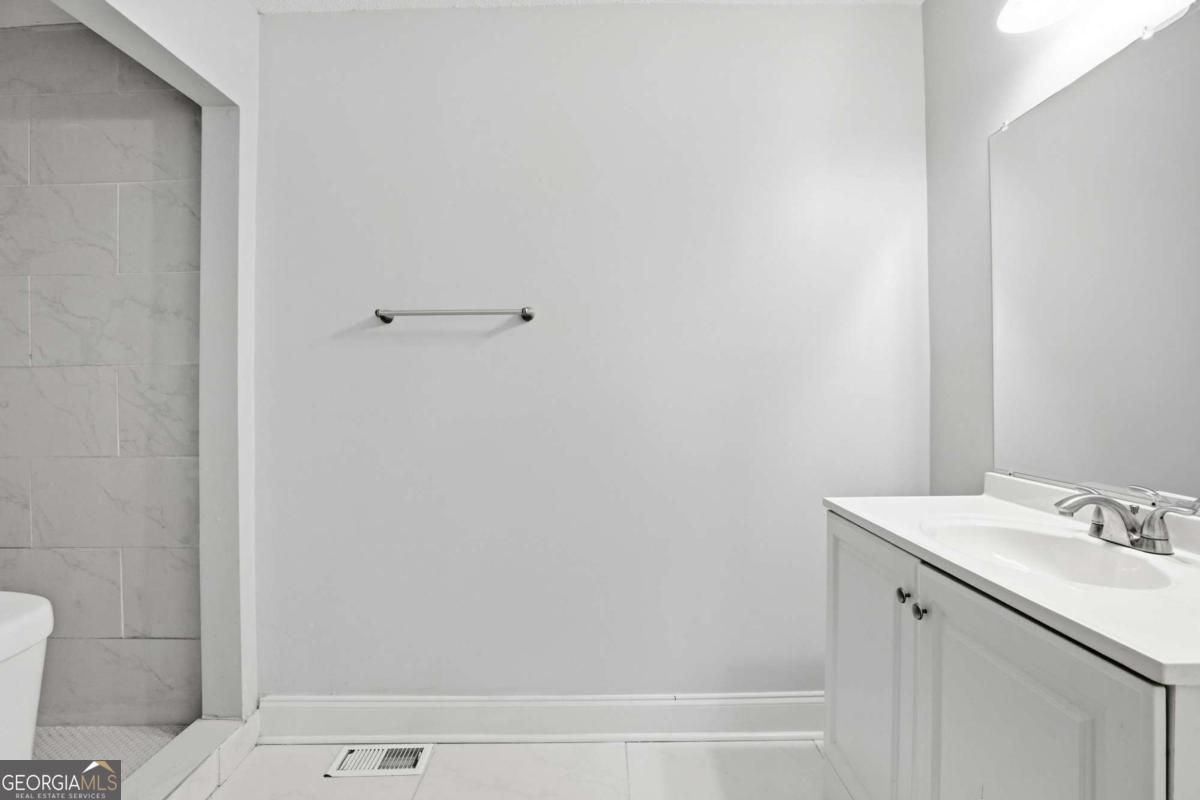219 Howell Drive Sw Property Photo 23