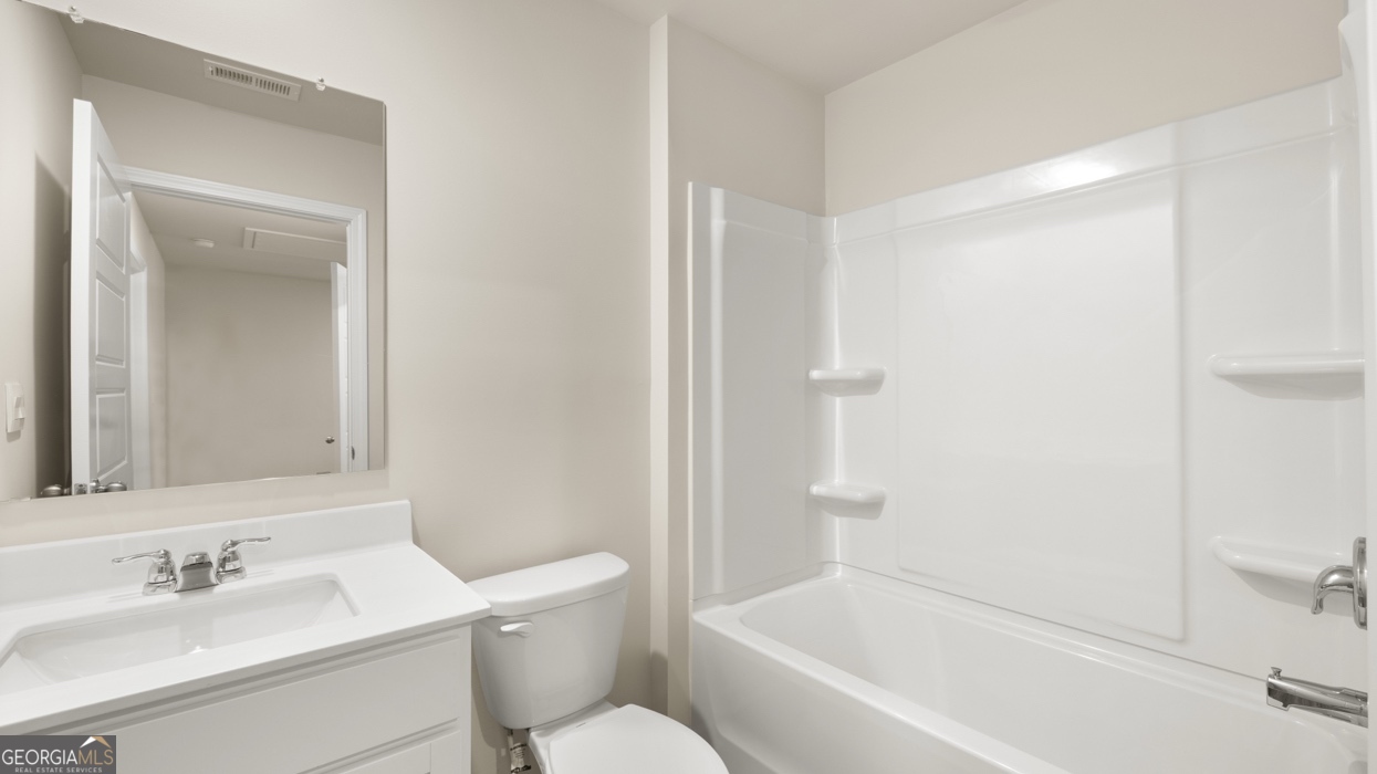 214 Kenmore Circle Property Photo 21