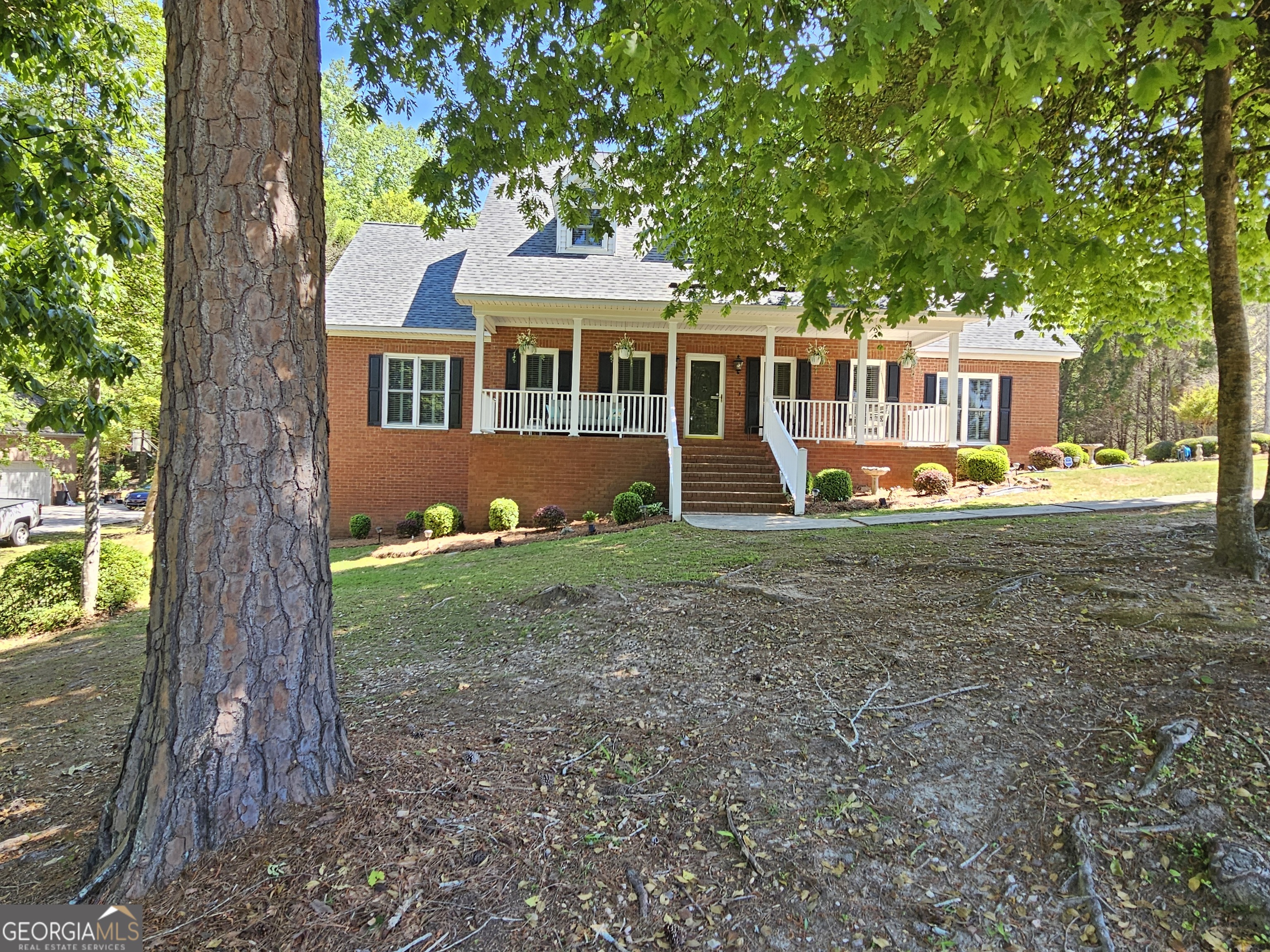 200 Gates Road Property Photo 2