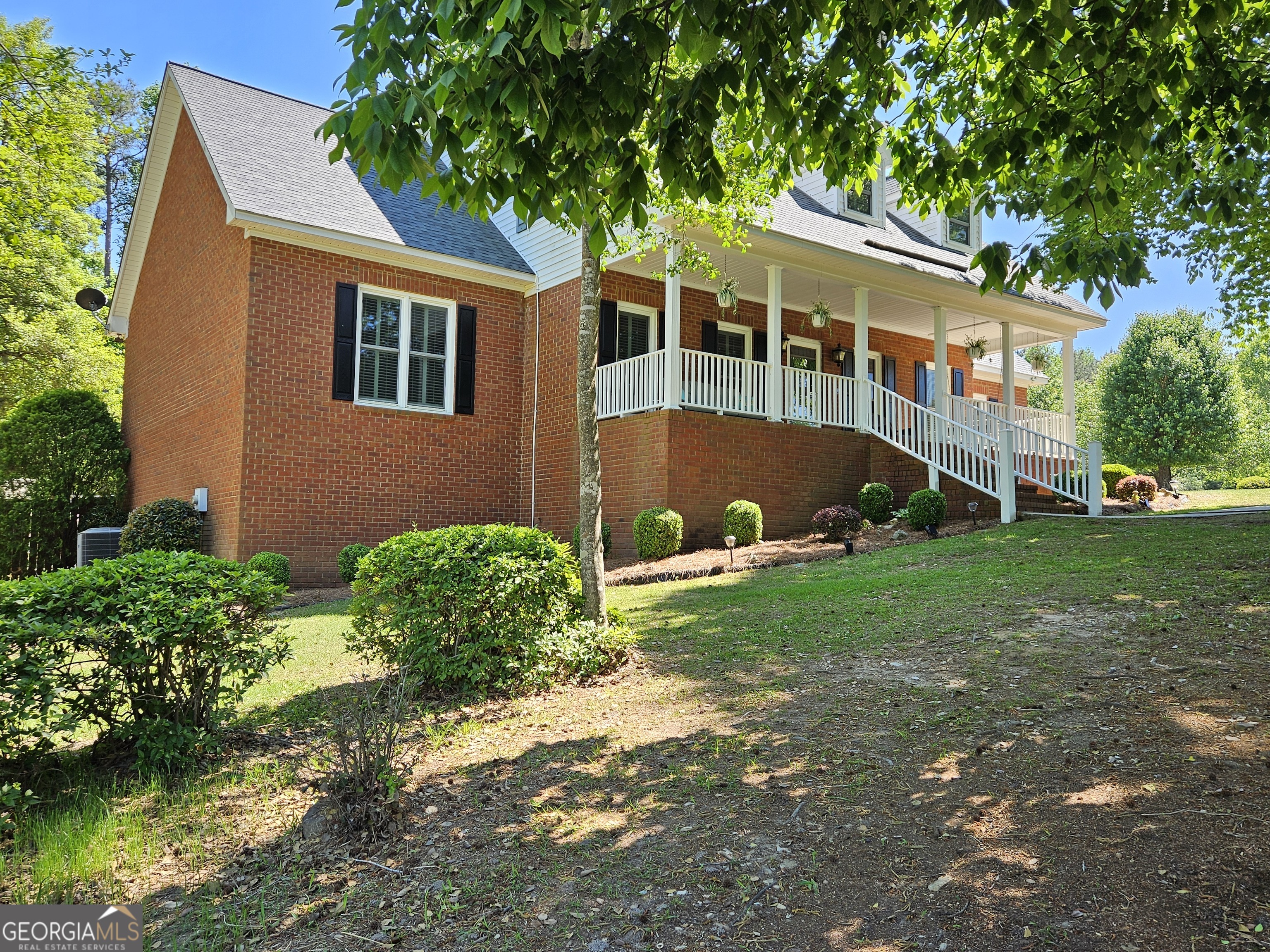 200 Gates Road Property Photo 3