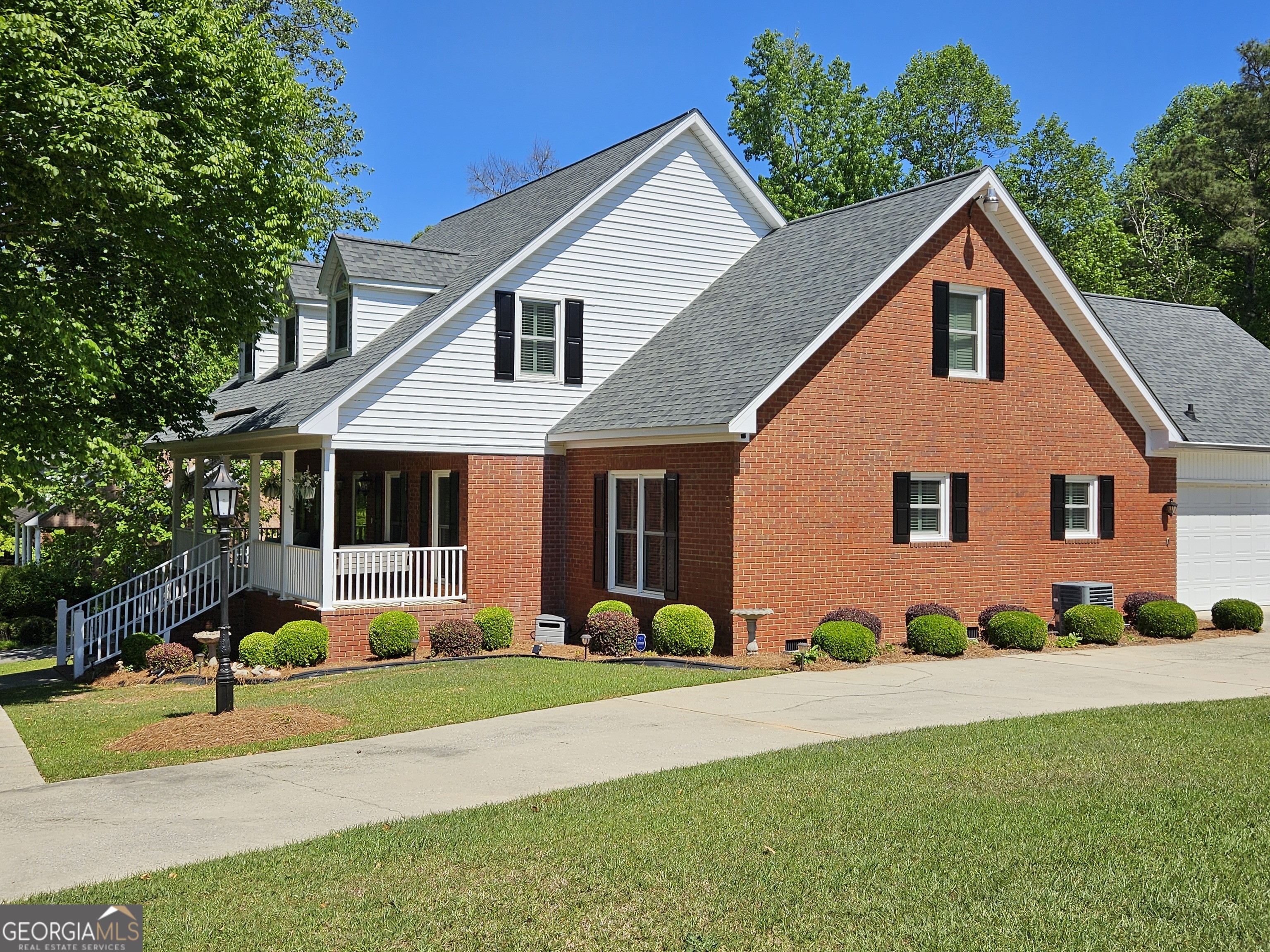 200 Gates Road Property Photo 7