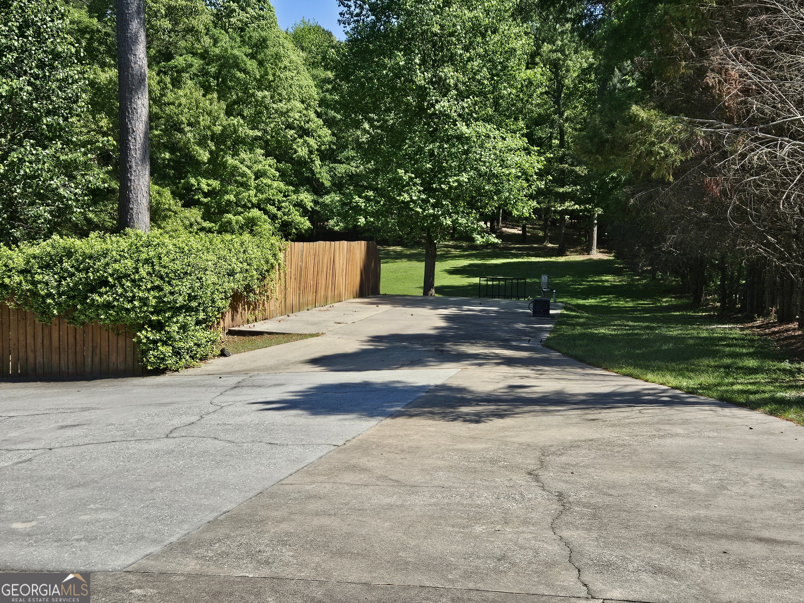 200 Gates Road Property Photo 12