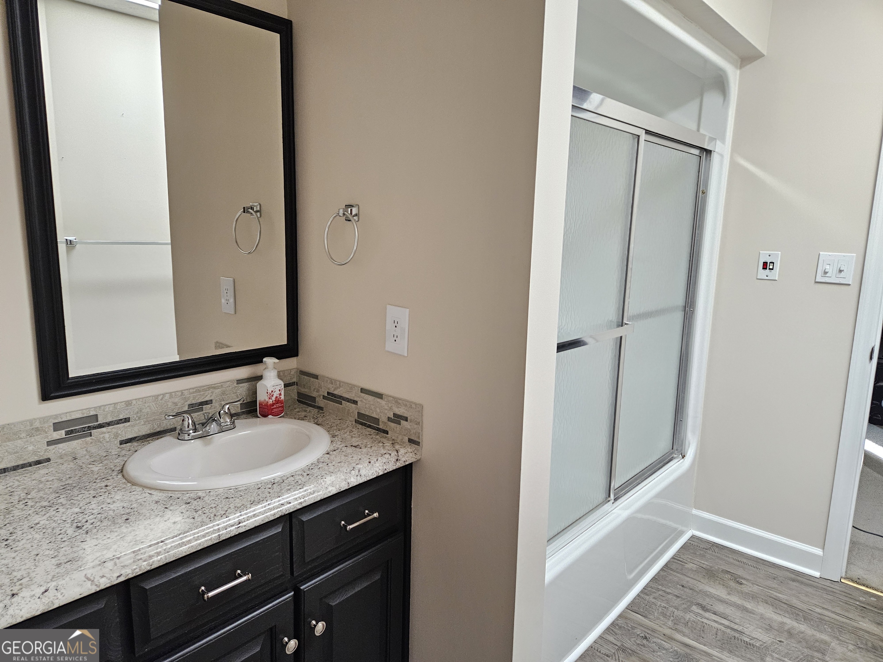 200 Gates Road Property Photo 59