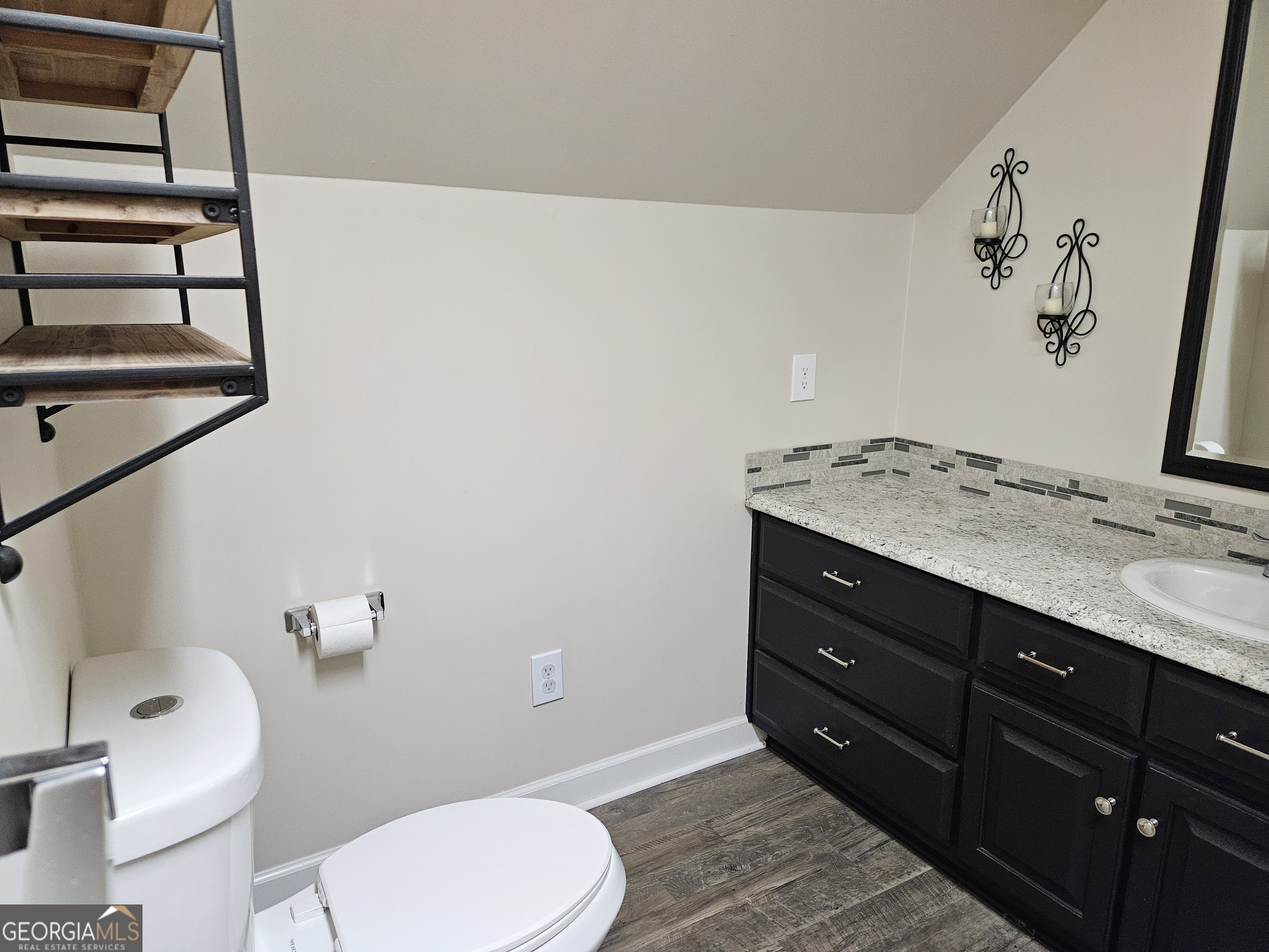 200 Gates Road Property Photo 60