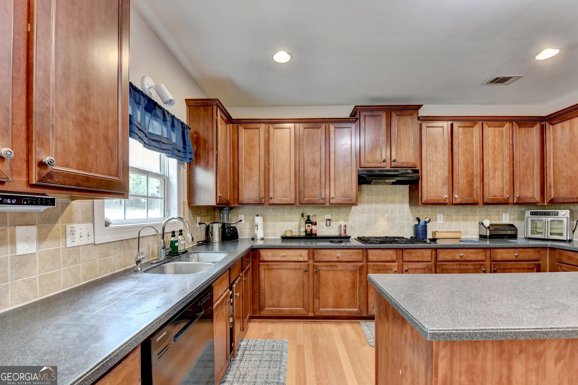 1130 Rose Lily Place Property Photo 29