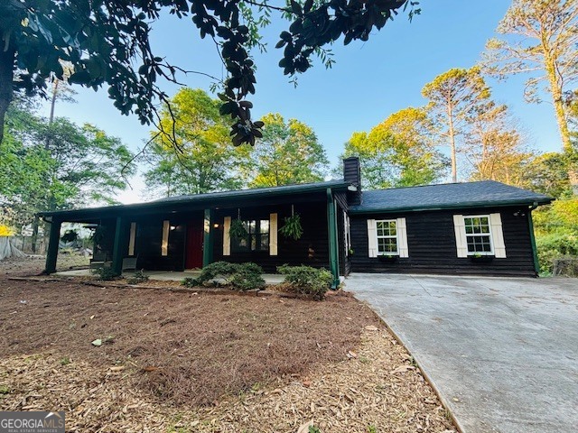 2717 Stanton Woods Drive SE Property Photo 1