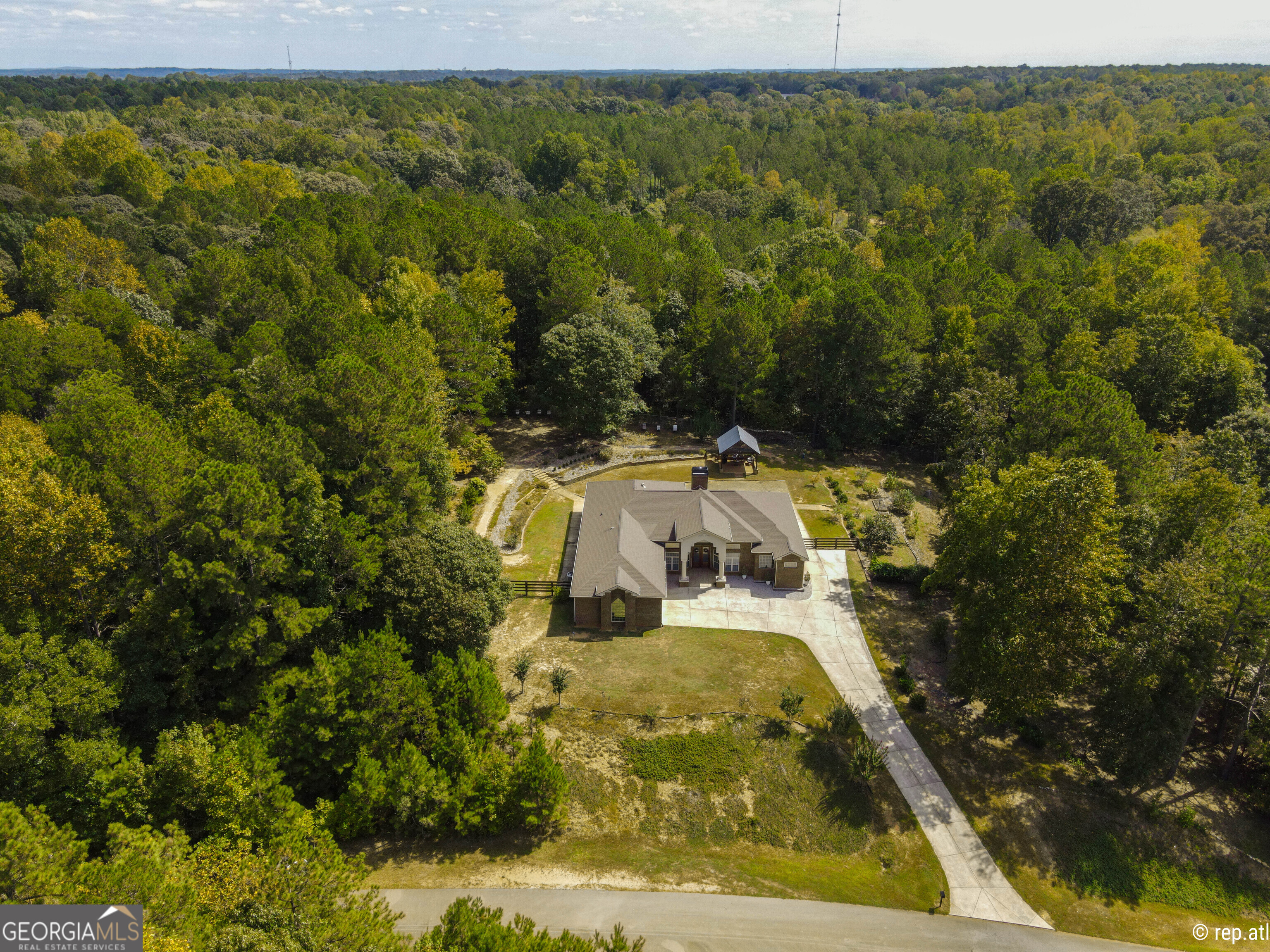 412 Trilium Trail Property Photo 4