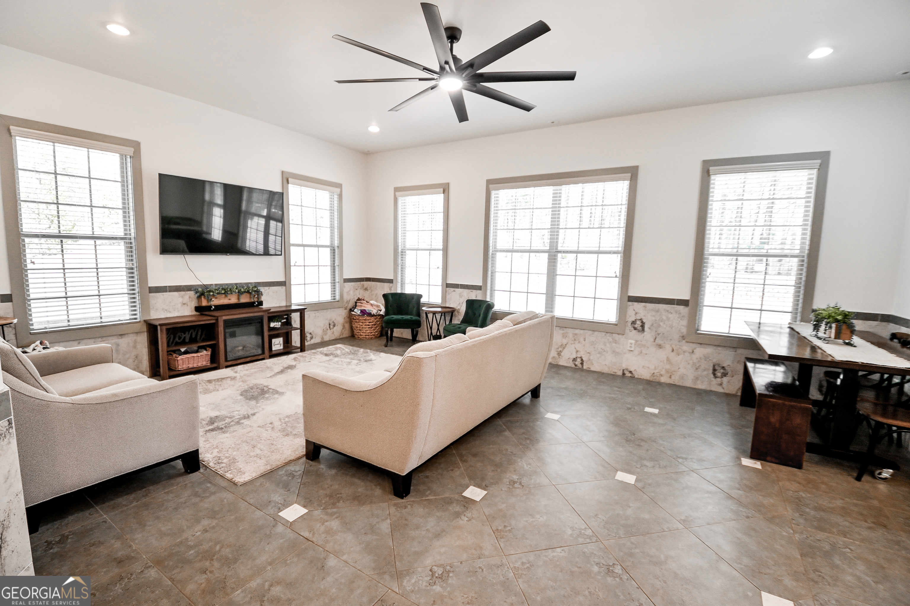 412 Trilium Trail Property Photo 14