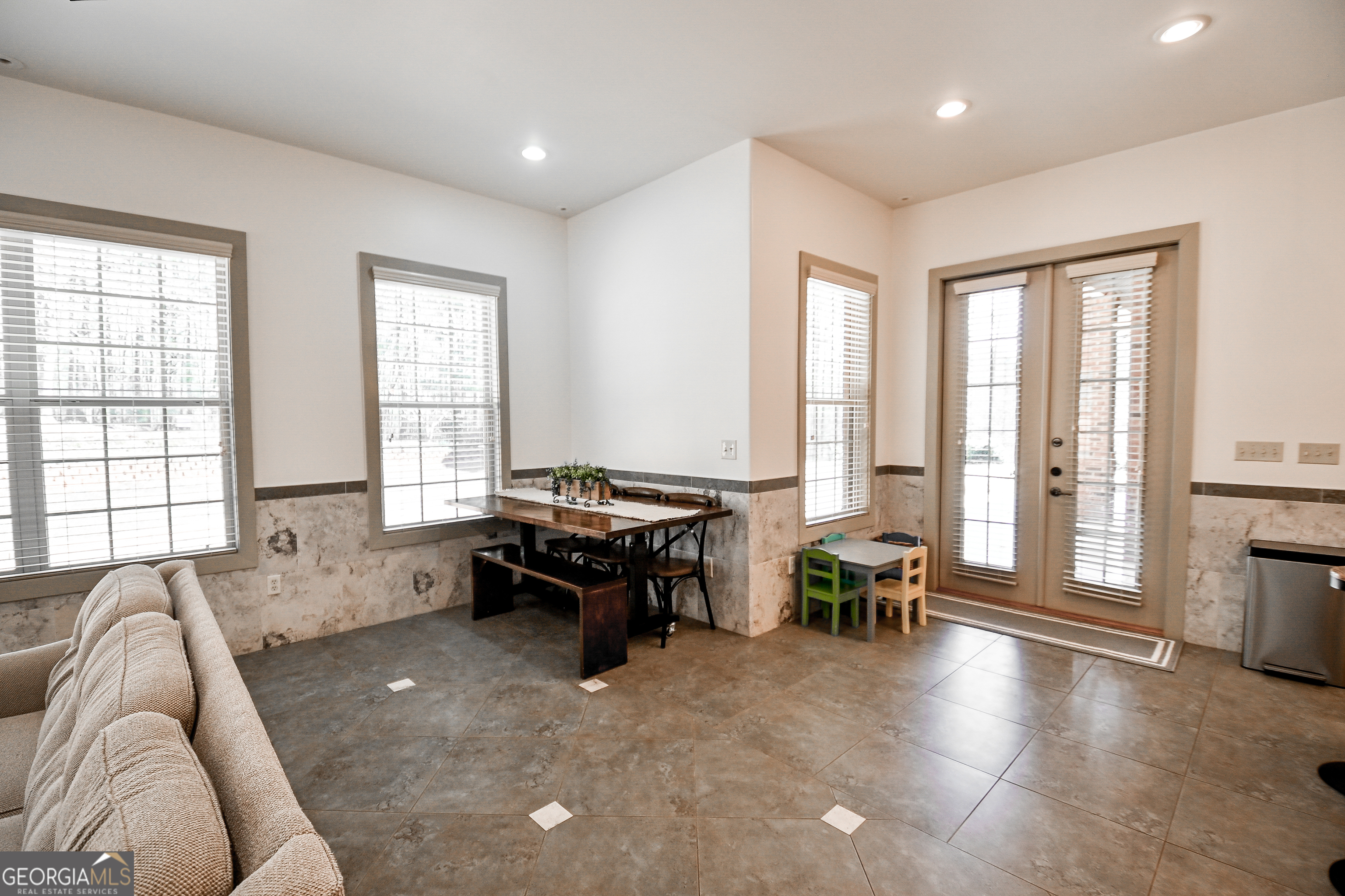 412 Trilium Trail Property Photo 16