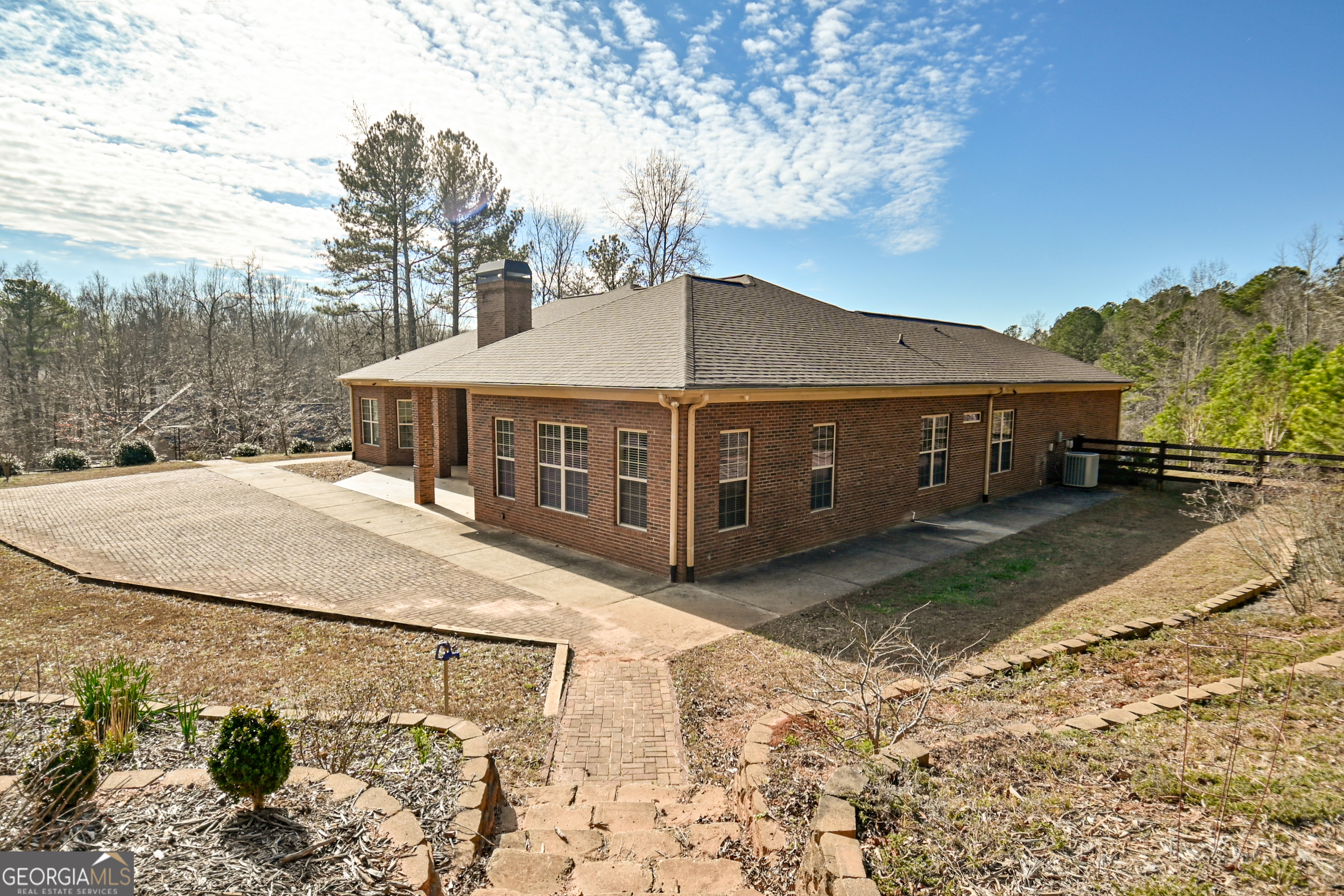 412 Trilium Trail Property Photo 36