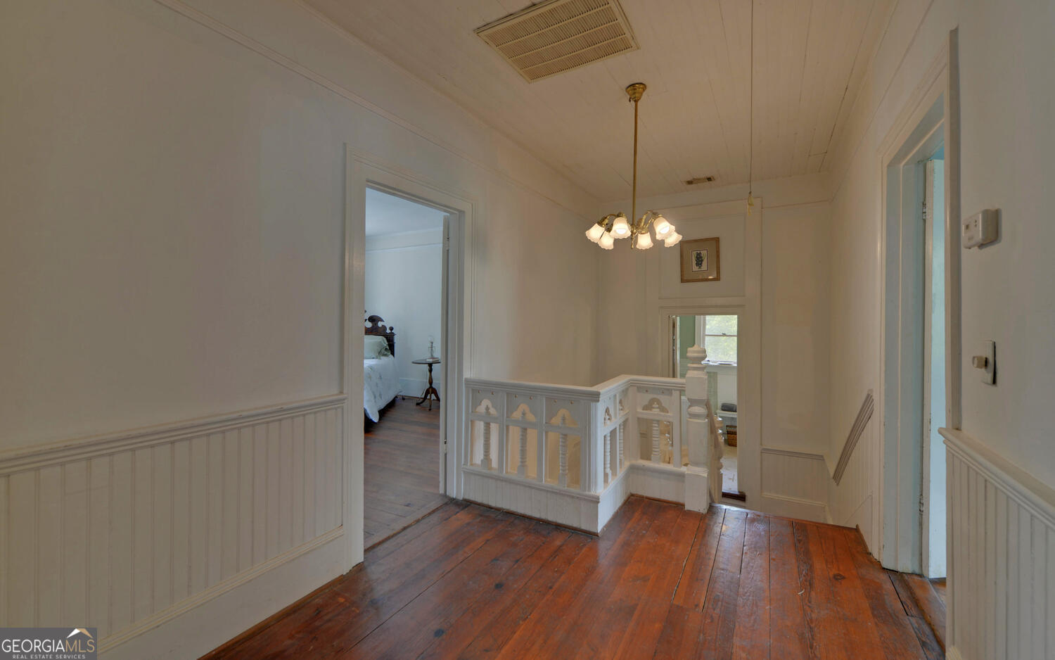 252 Benson Street Property Photo 32