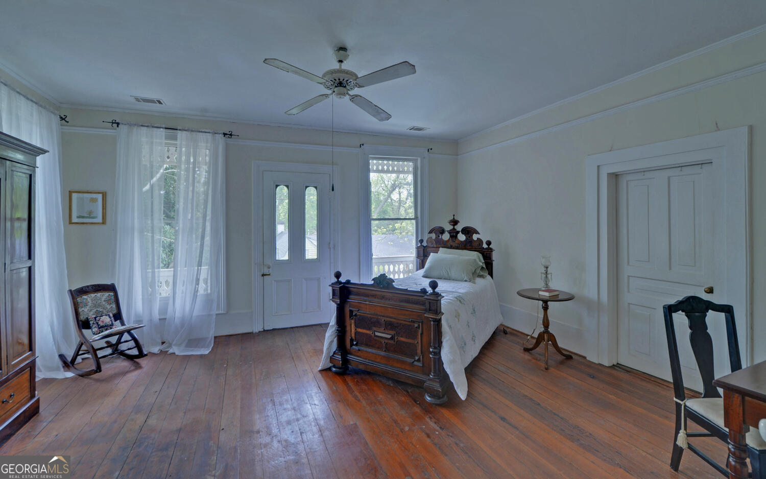 252 Benson Street Property Photo 41