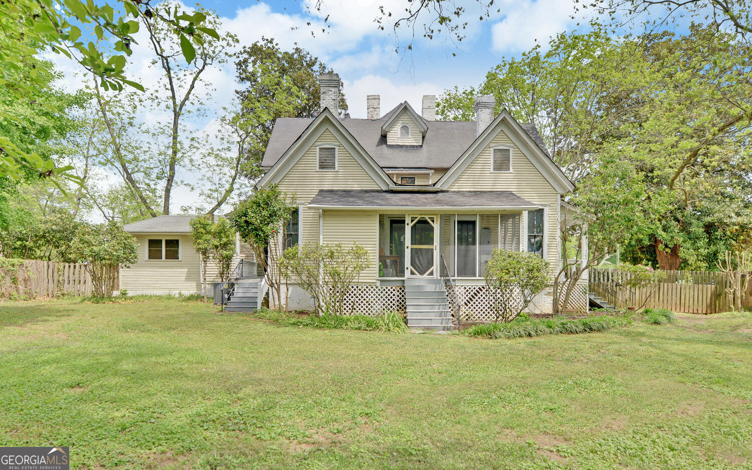 252 Benson Street Property Photo 45