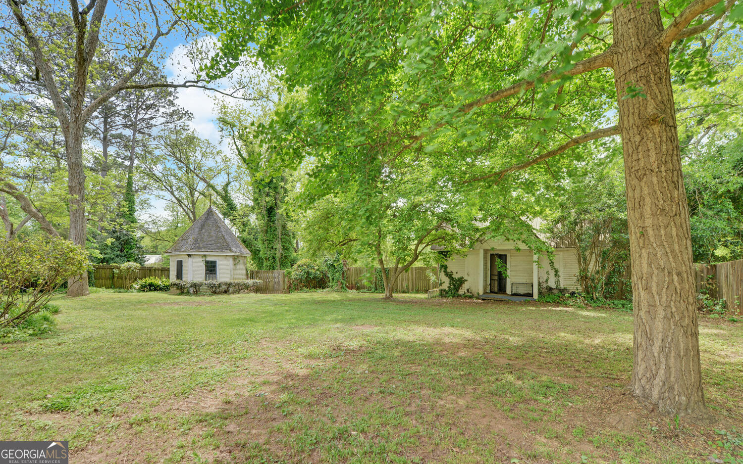 252 Benson Street Property Photo 47