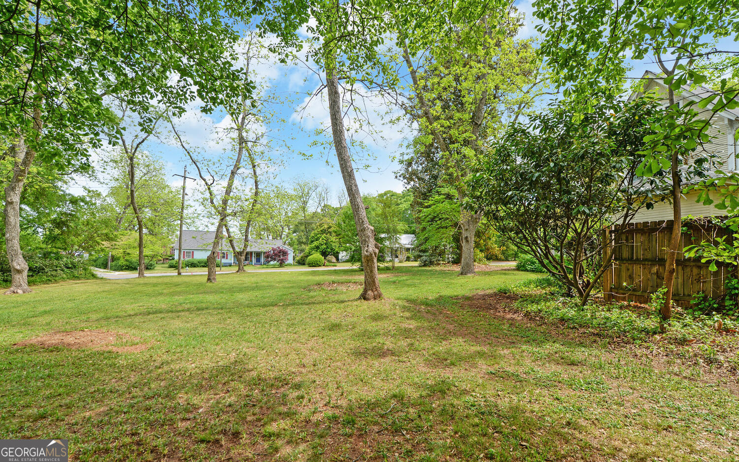 252 Benson Street Property Photo 49
