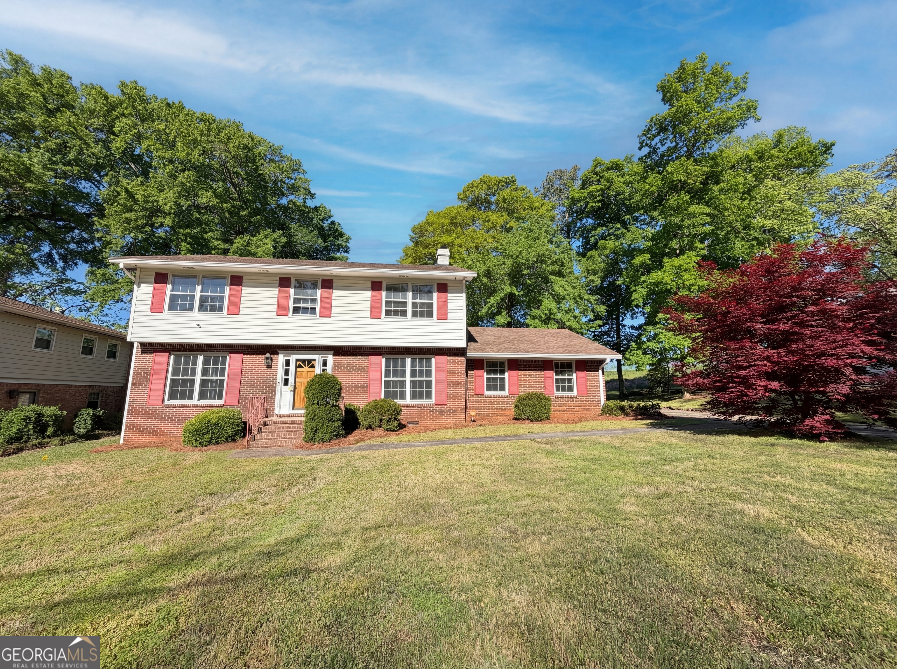 4055 Tecumseh Trail Property Photo 2
