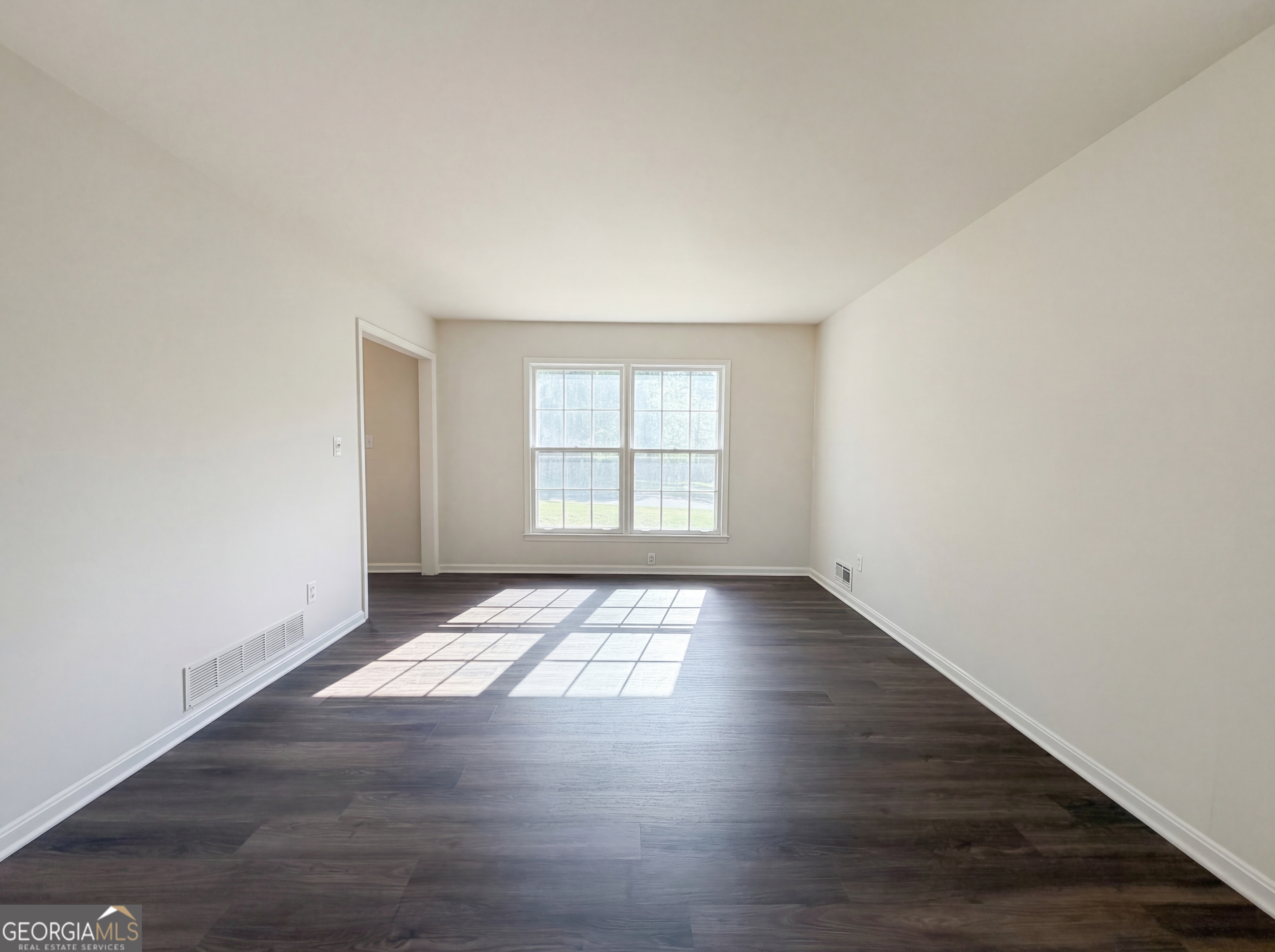 4055 Tecumseh Trail Property Photo 6