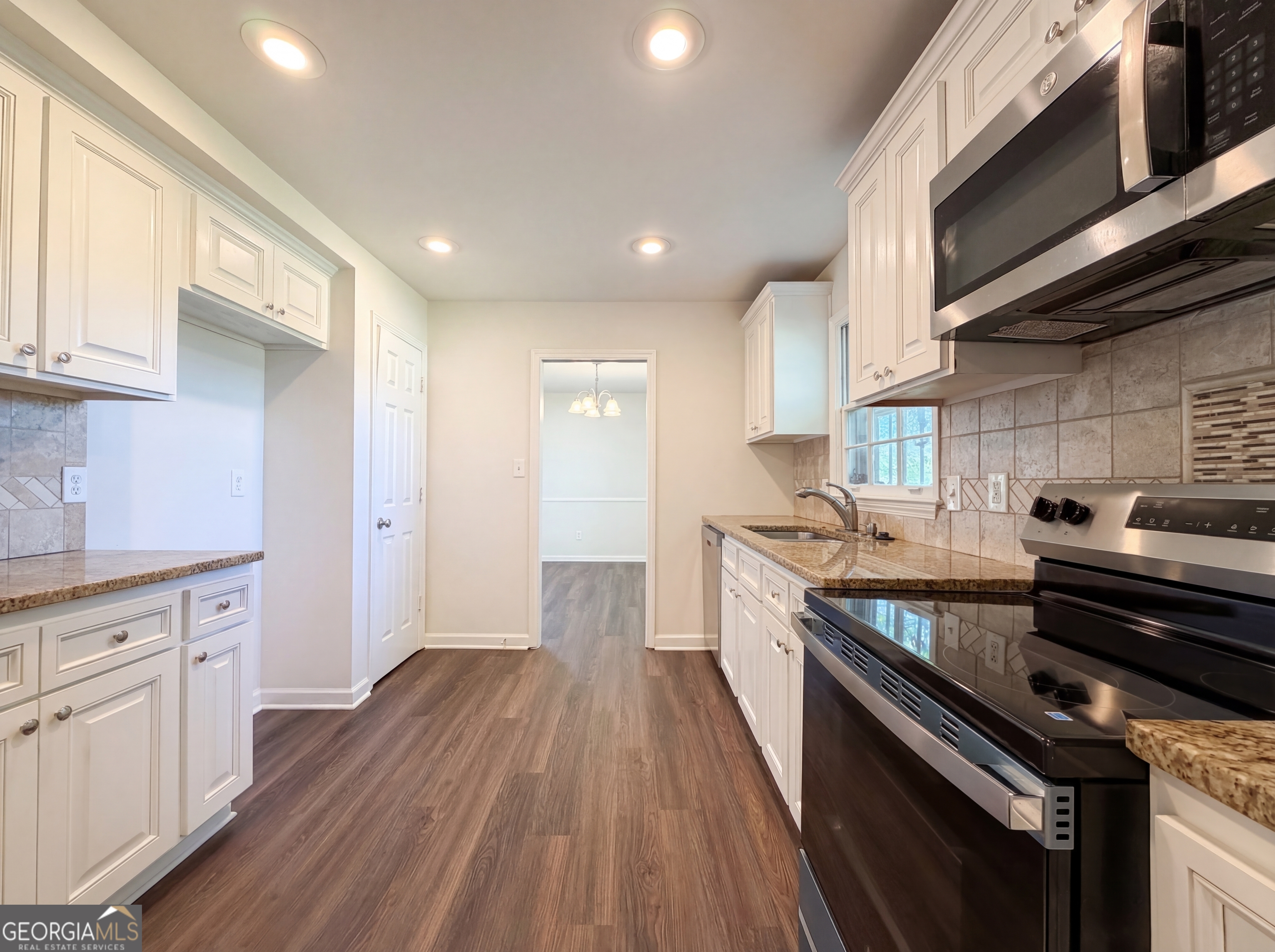 4055 Tecumseh Trail Property Photo 8