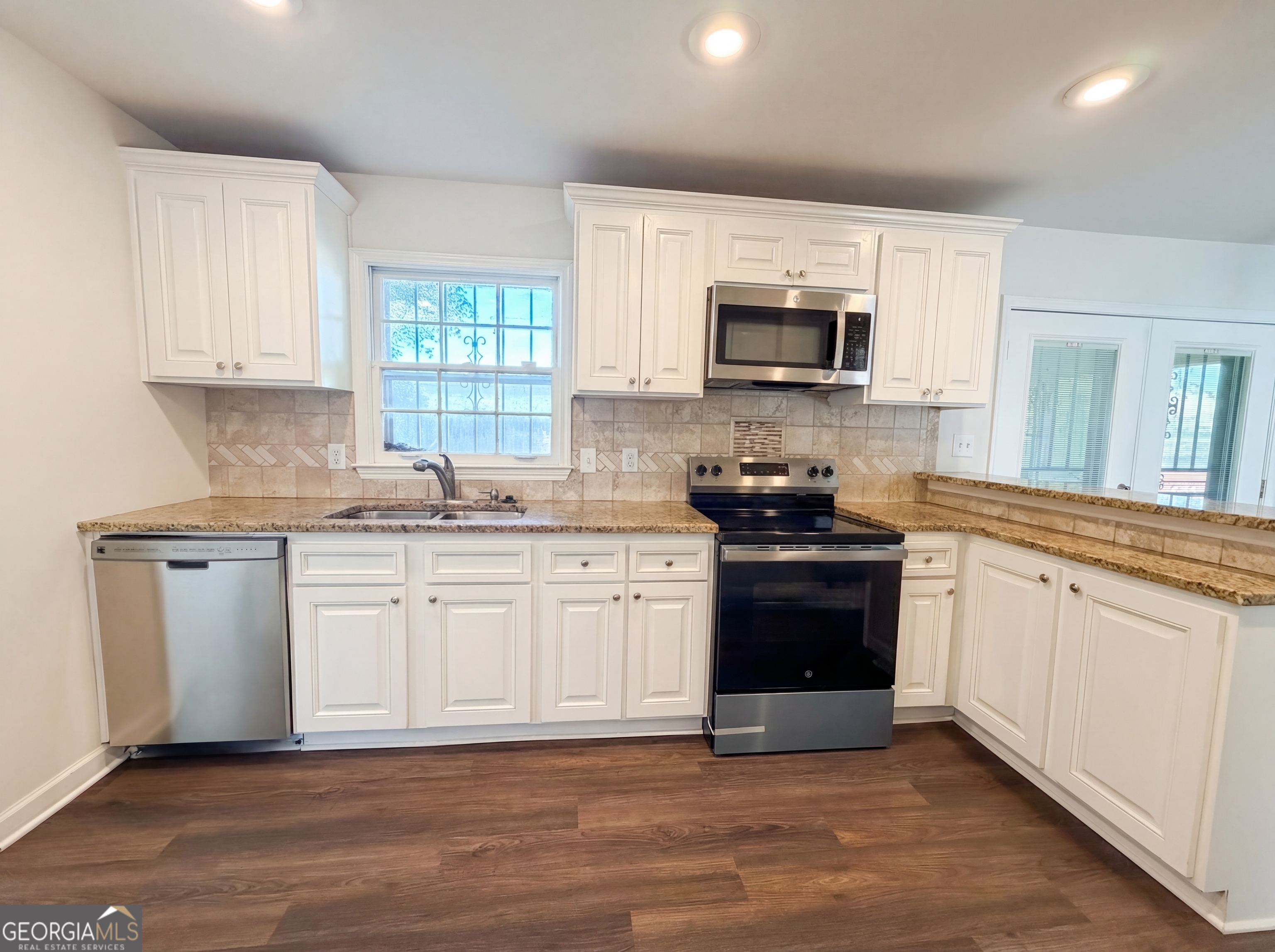 4055 Tecumseh Trail Property Photo 10