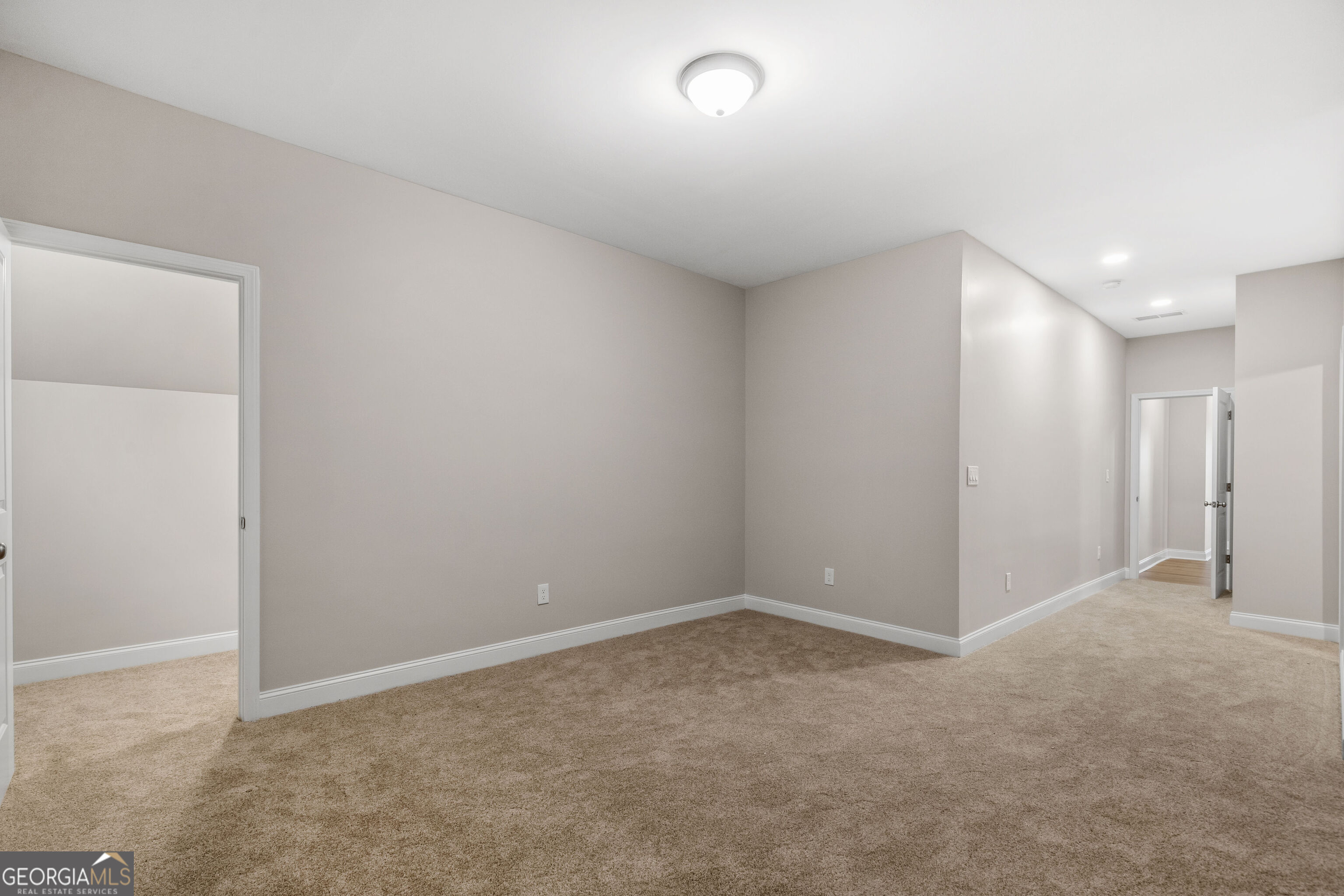 5618 Livesage Drive Property Photo 23