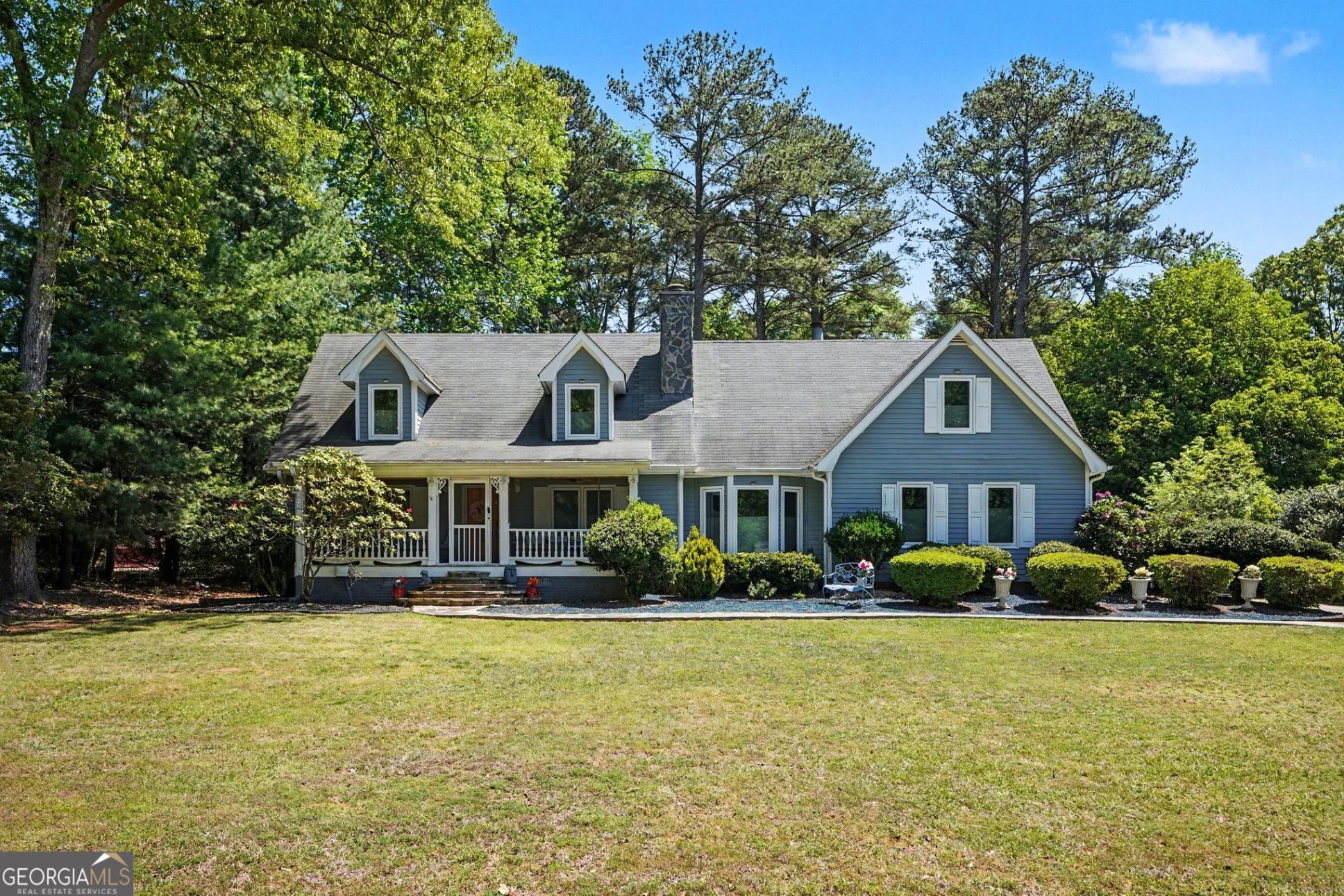 180 Roxboro Court Property Photo 1