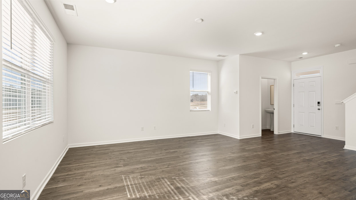 11969 Aukerman Way Property Photo 6