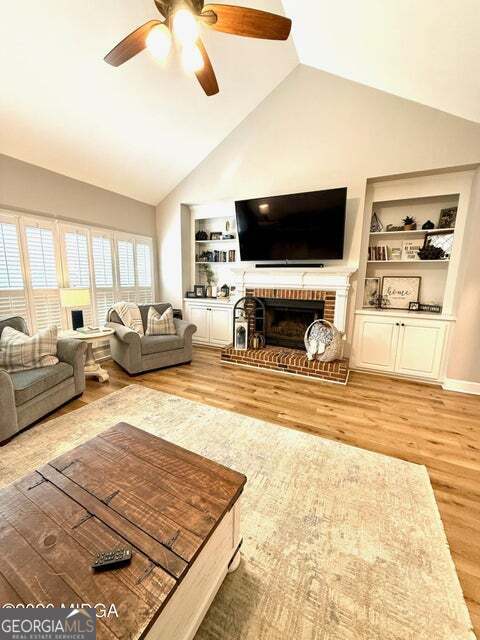 175 Rivoli Landing Property Photo 7